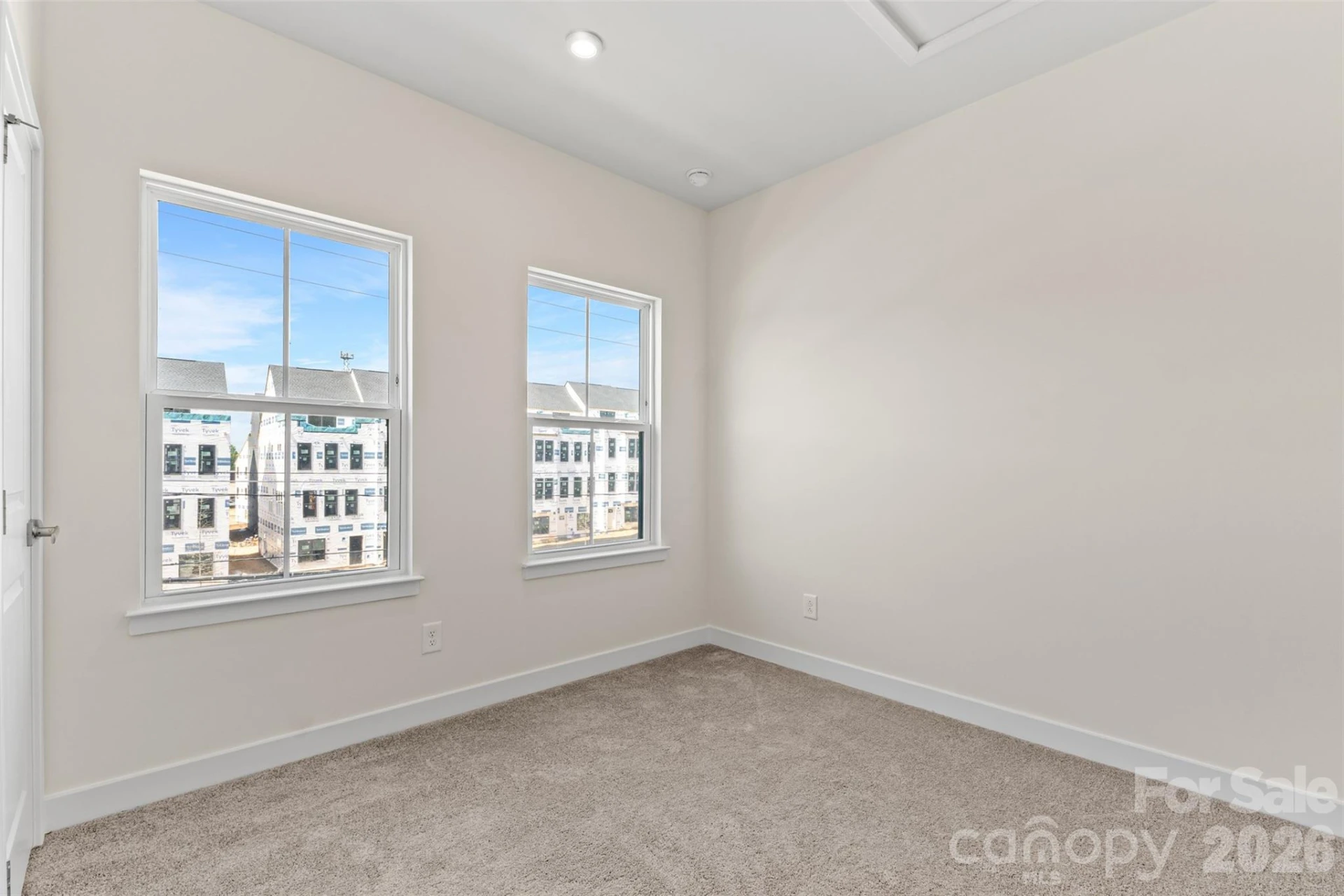 3645 Tryon Street - Photo 32