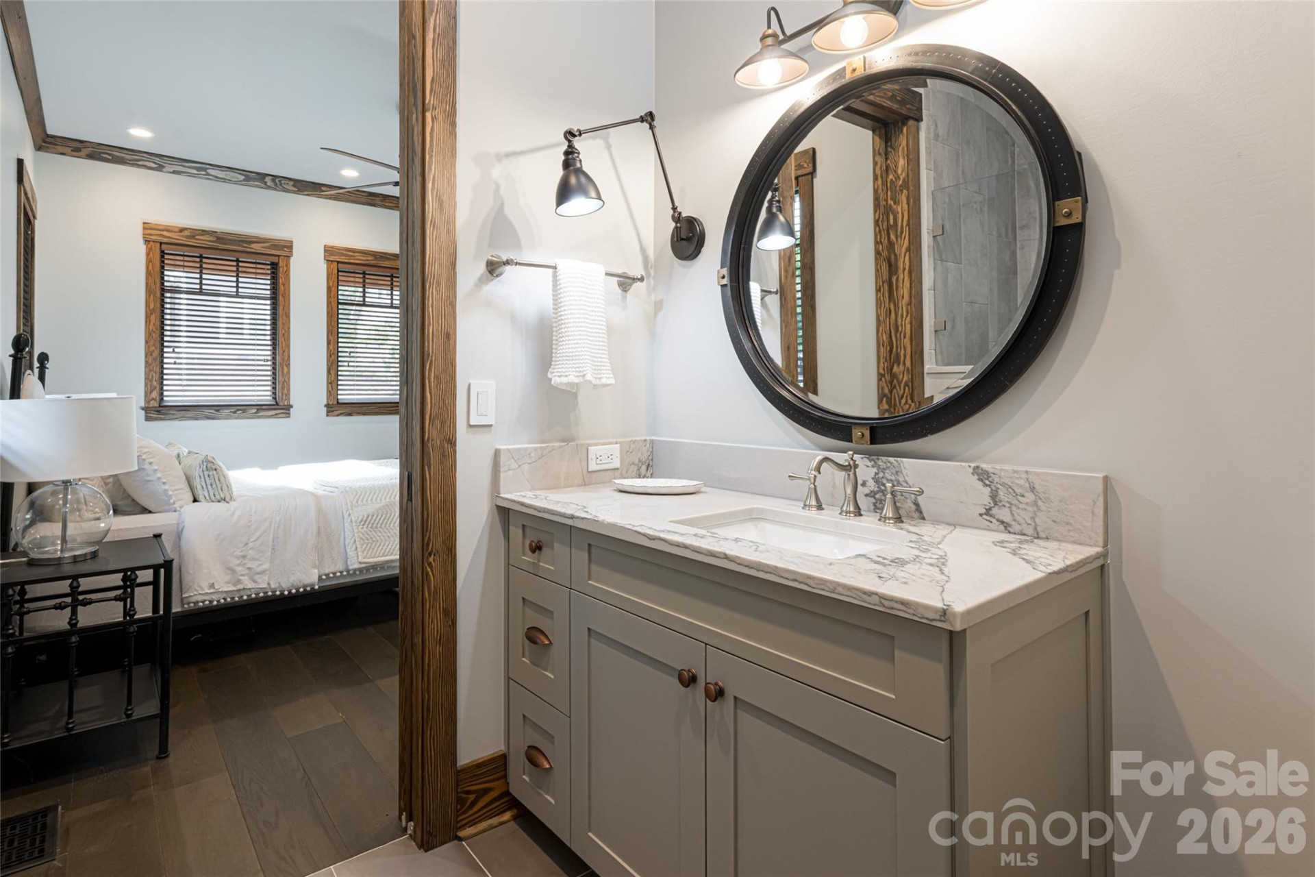 112 Louisa Street - Photo 18