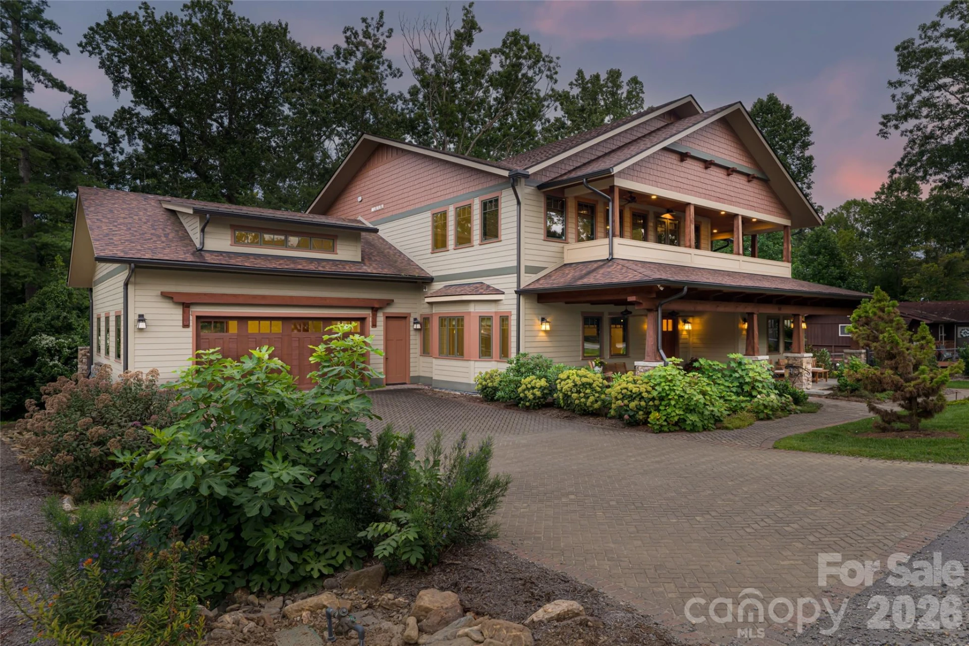 112 Louisa Street - Photo 3
