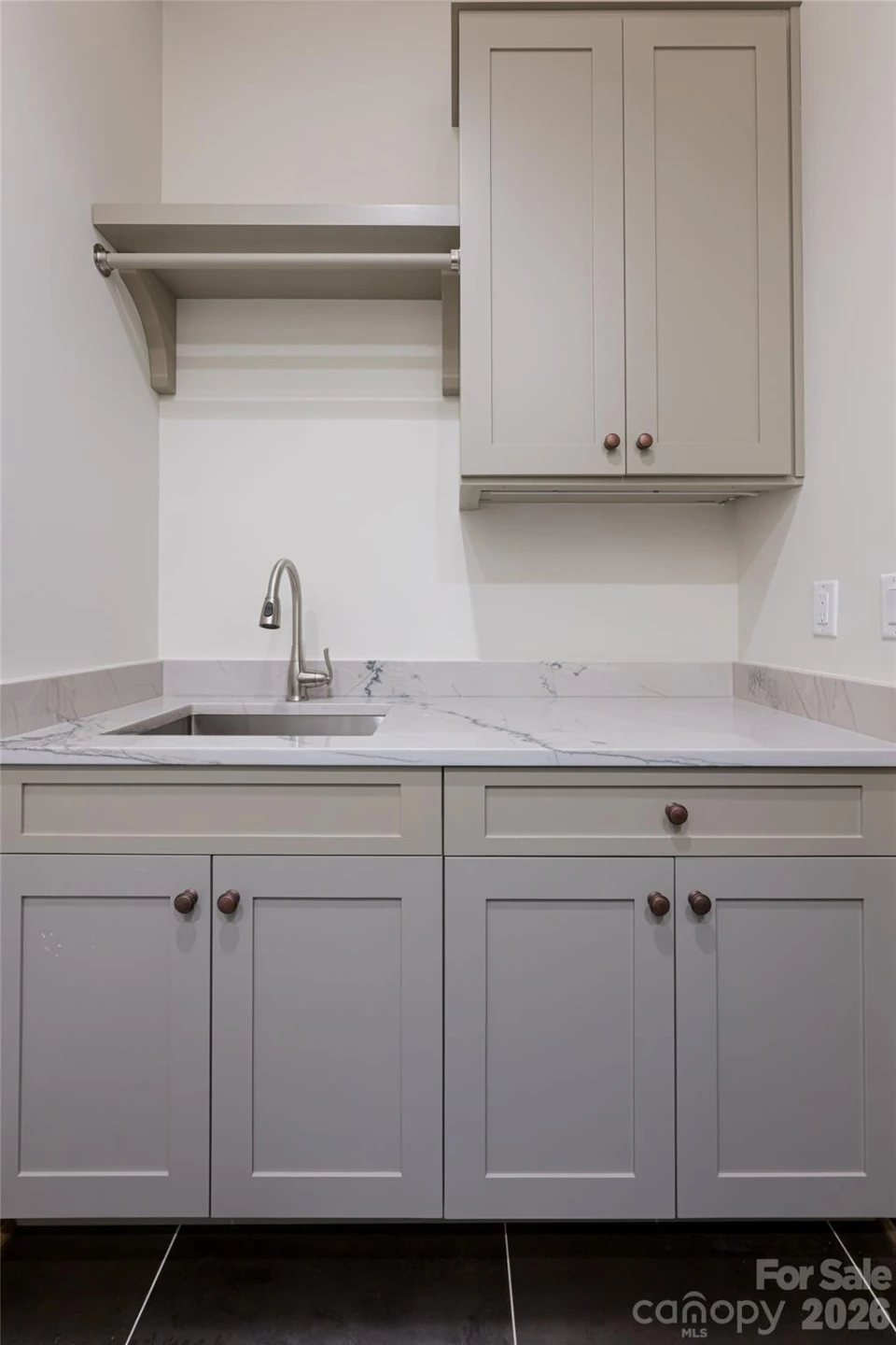 112 Louisa Street - Photo 22