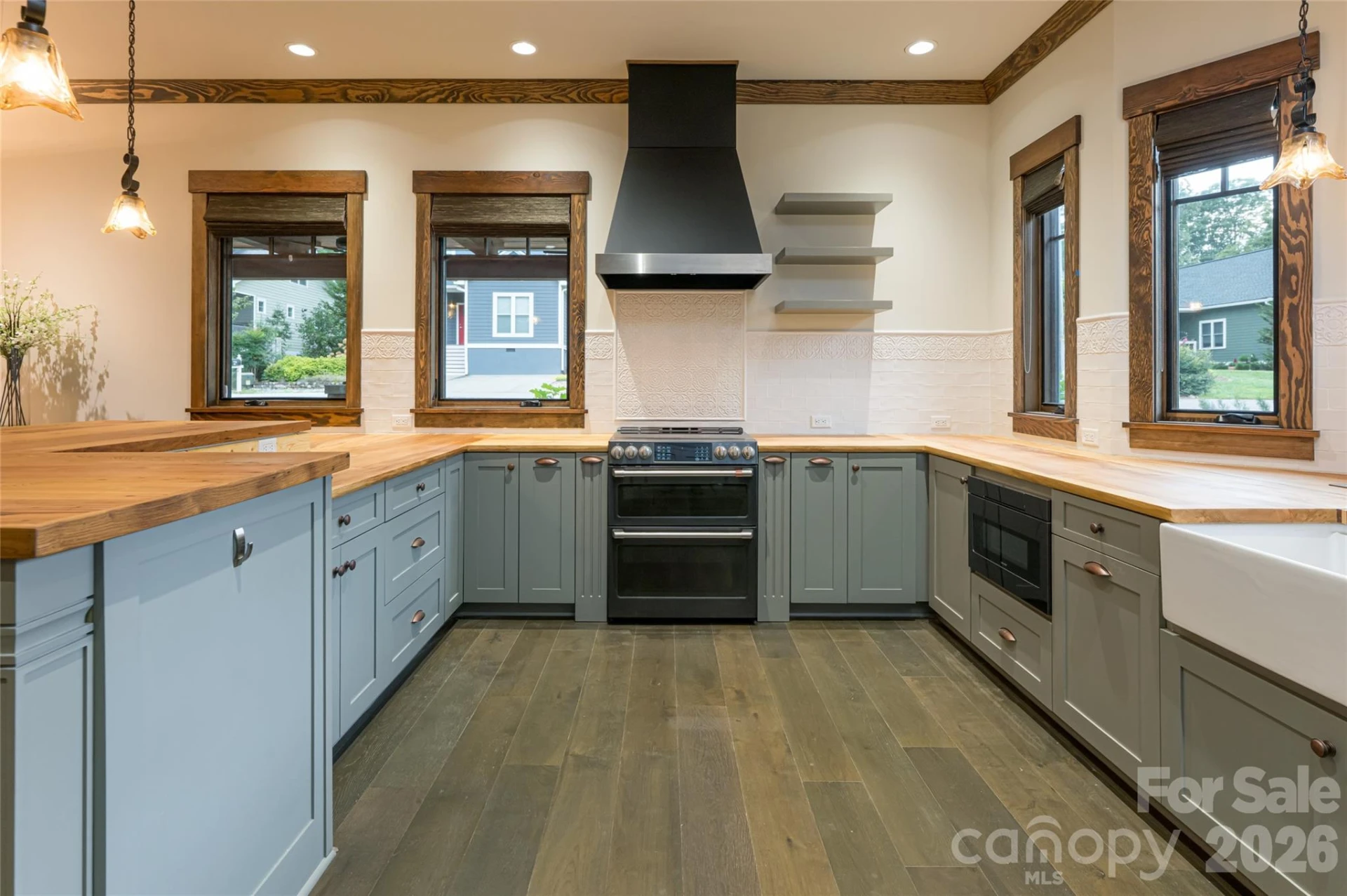 112 Louisa Street - Photo 9
