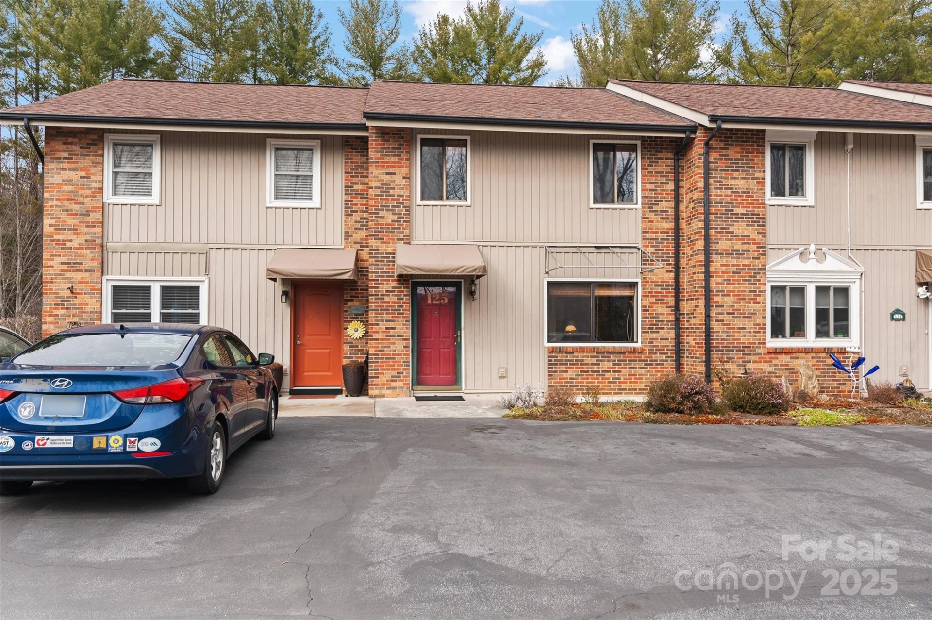125 Winchester Drive - Photo 3