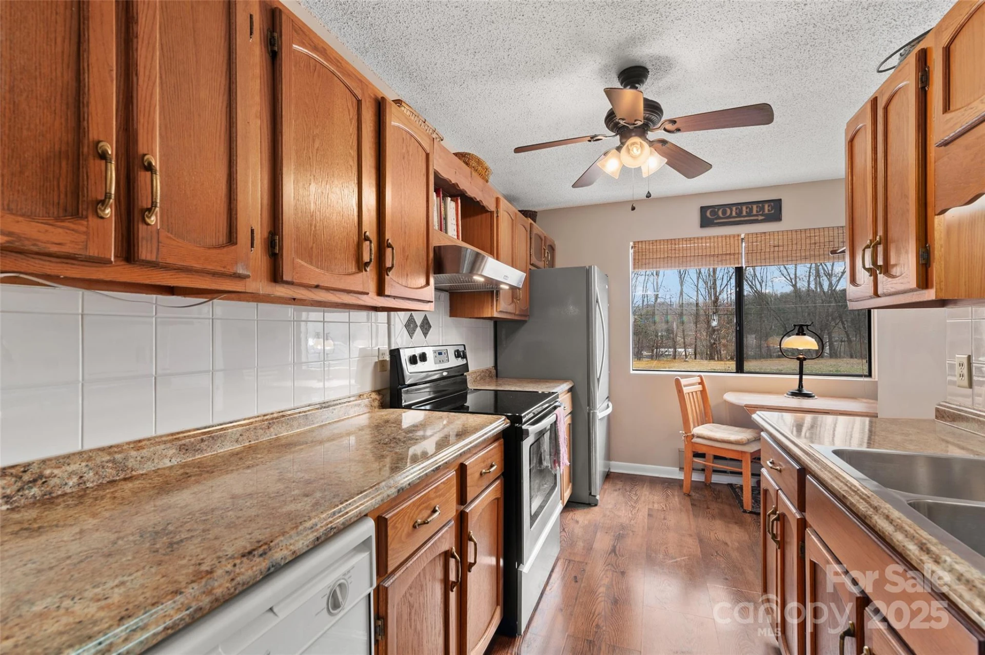 125 Winchester Drive - Photo 5