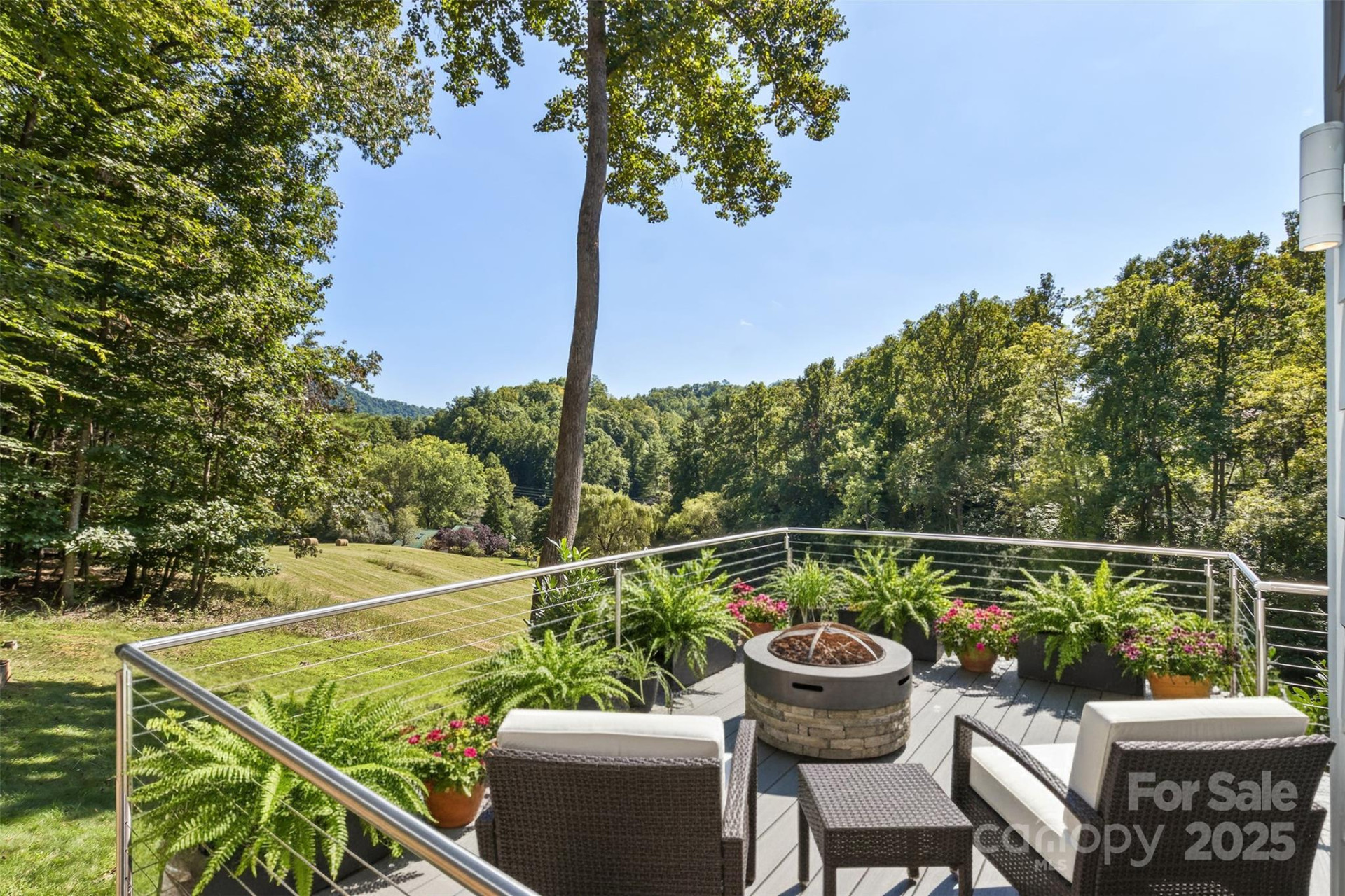 404 Amanda Drive - Photo 12