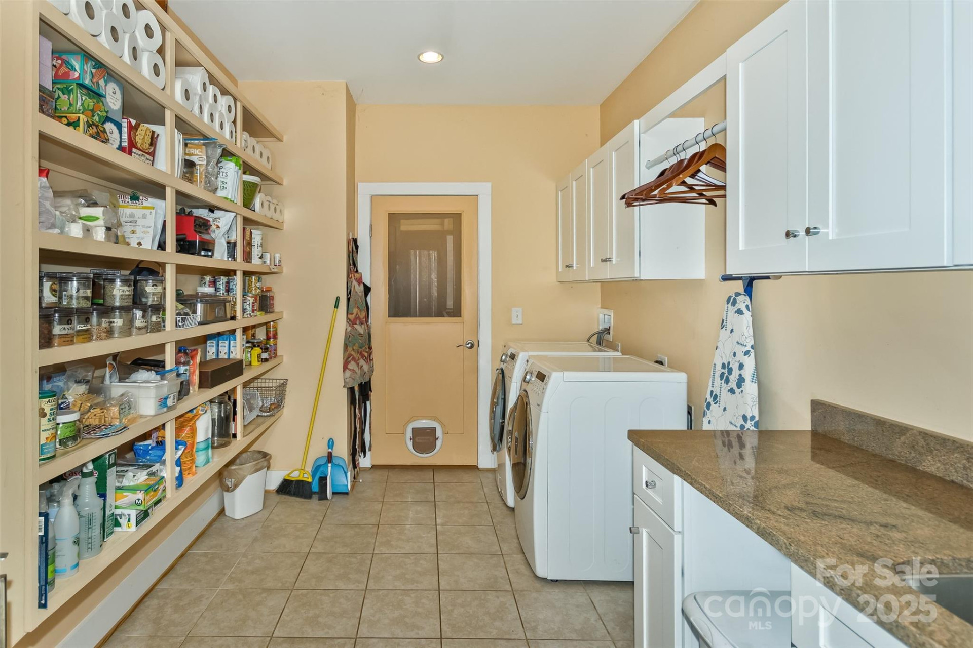 404 Amanda Drive - Photo 17