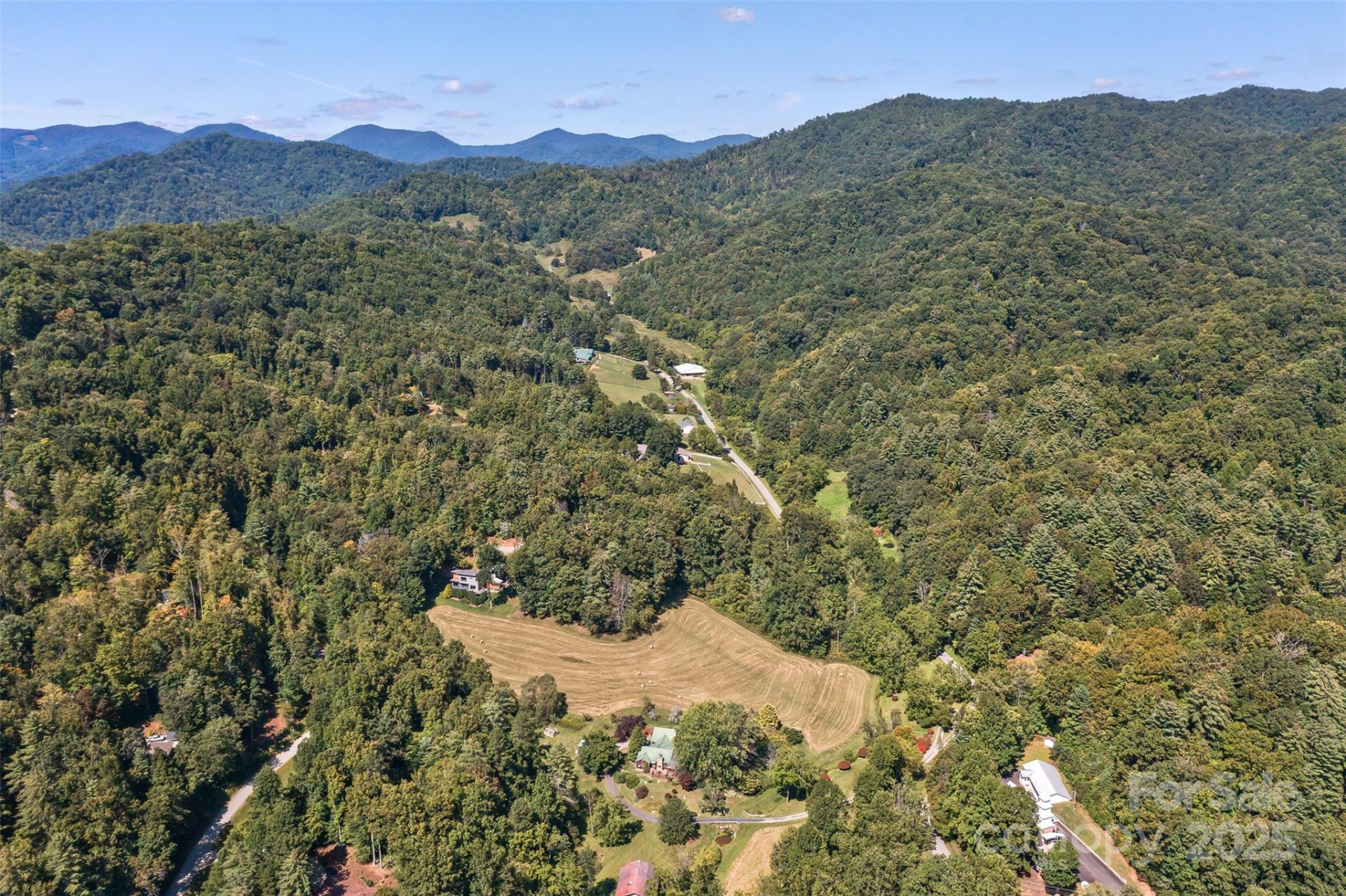 404 Amanda Drive - Photo 3