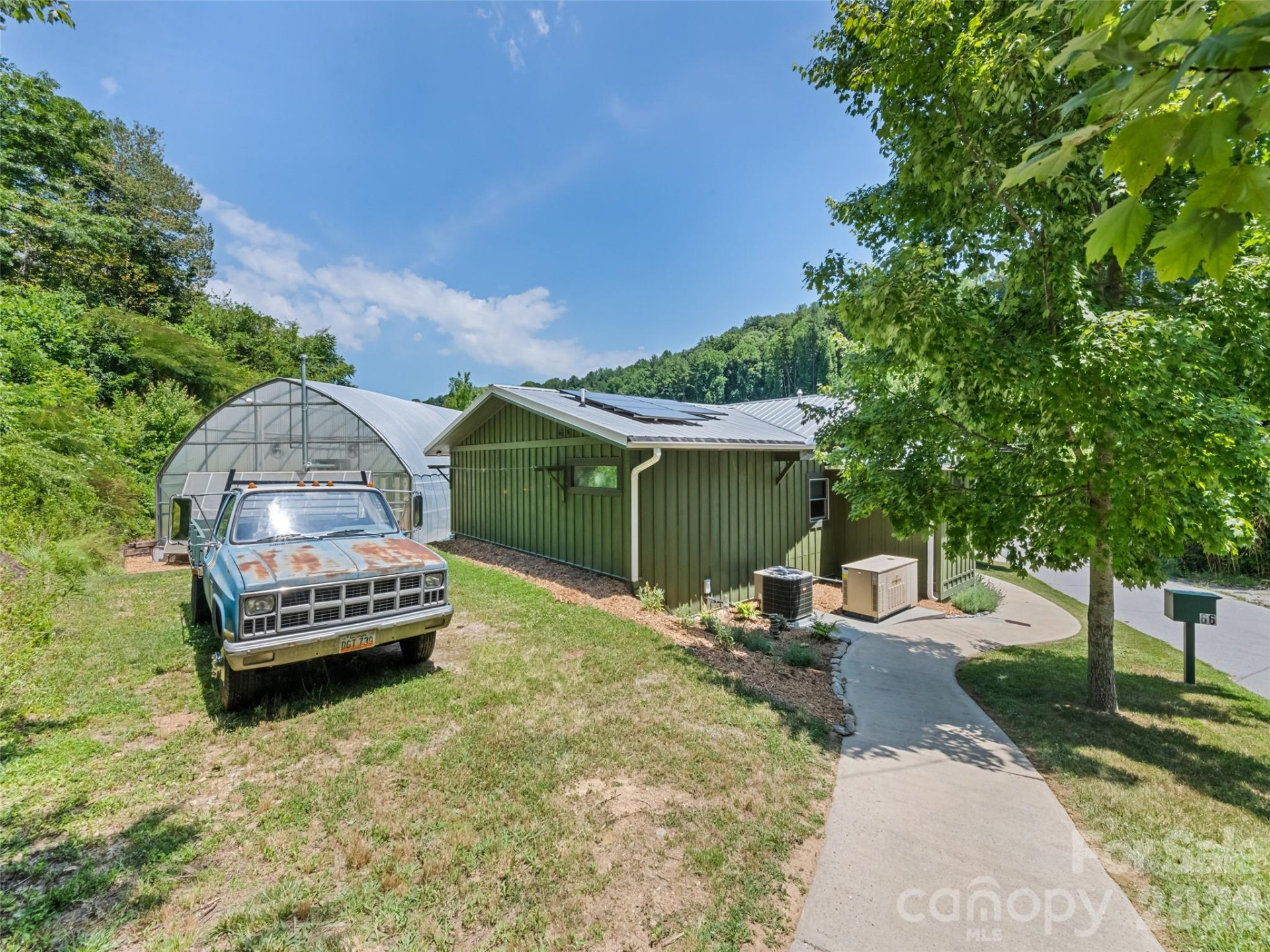 66 Bradley Street - Photo 44