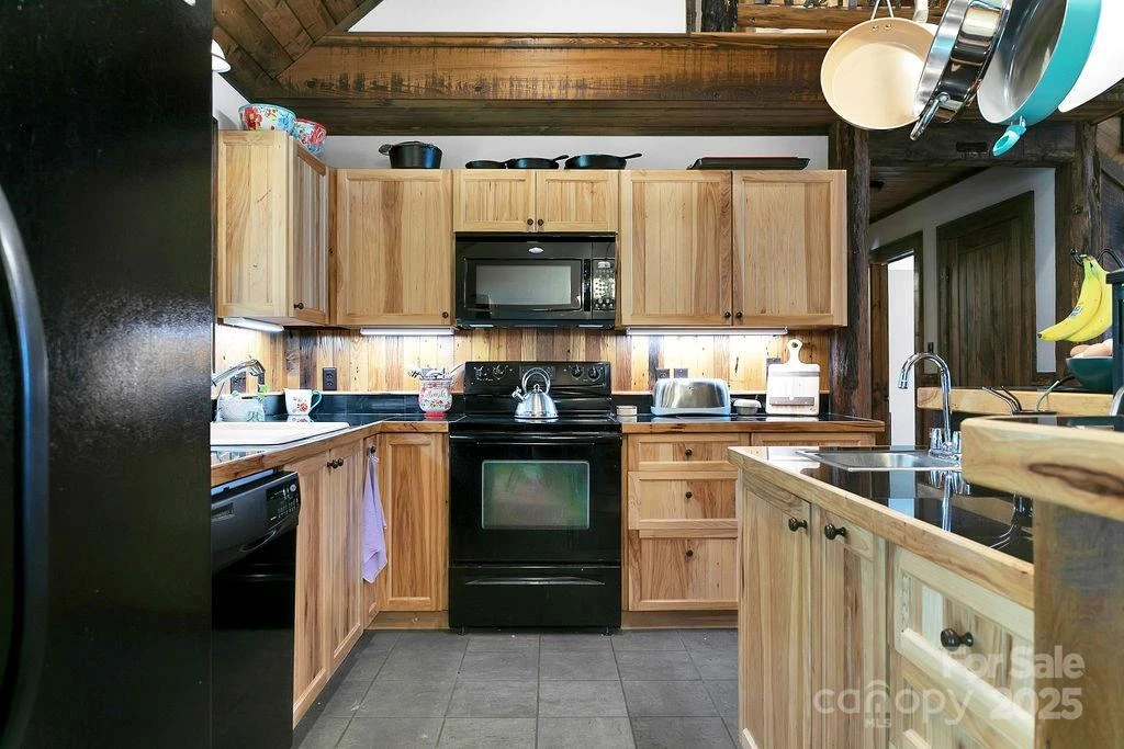 68 Sherwood Village Court - Photo 14