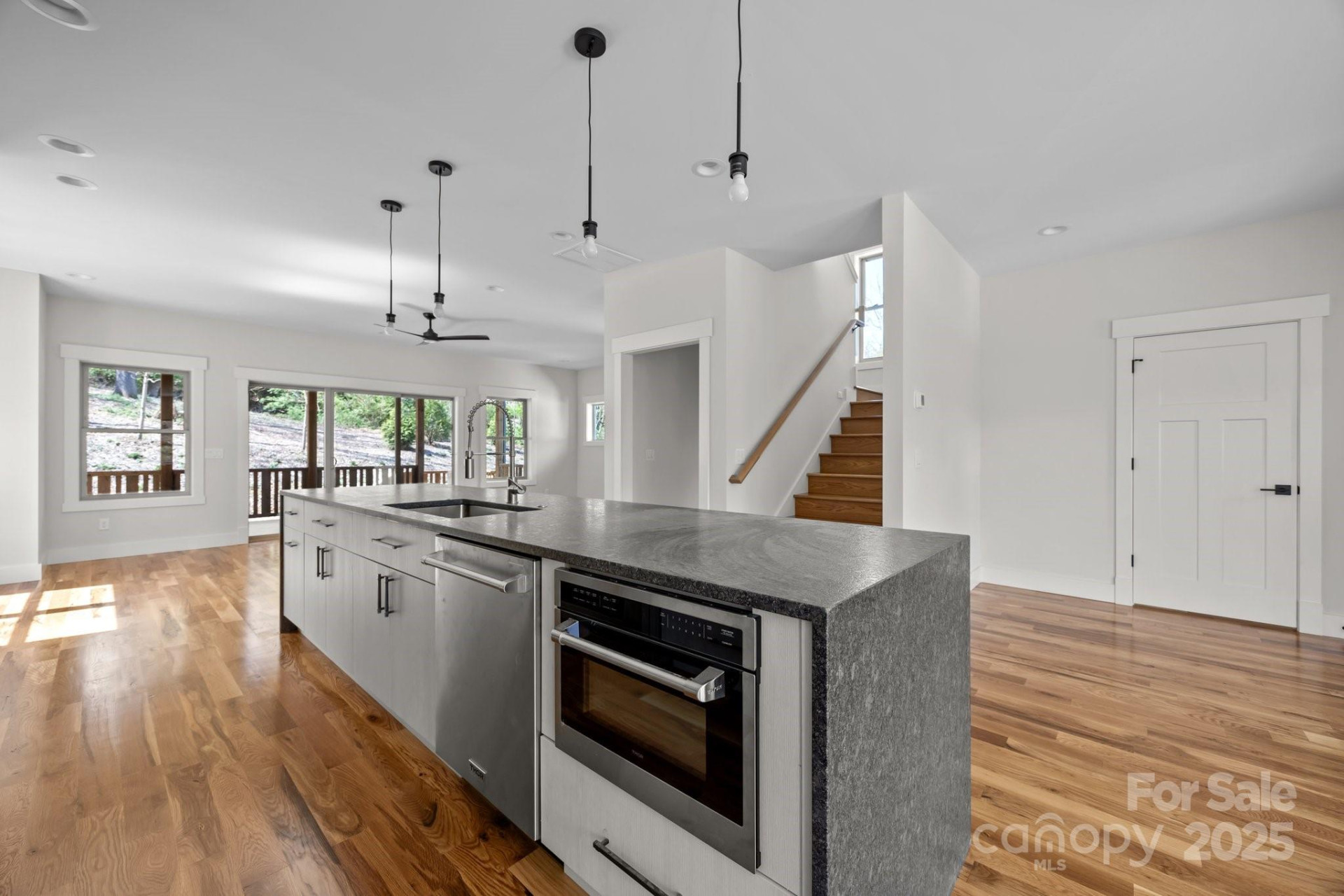 91 Glendale Avenue - Photo 11