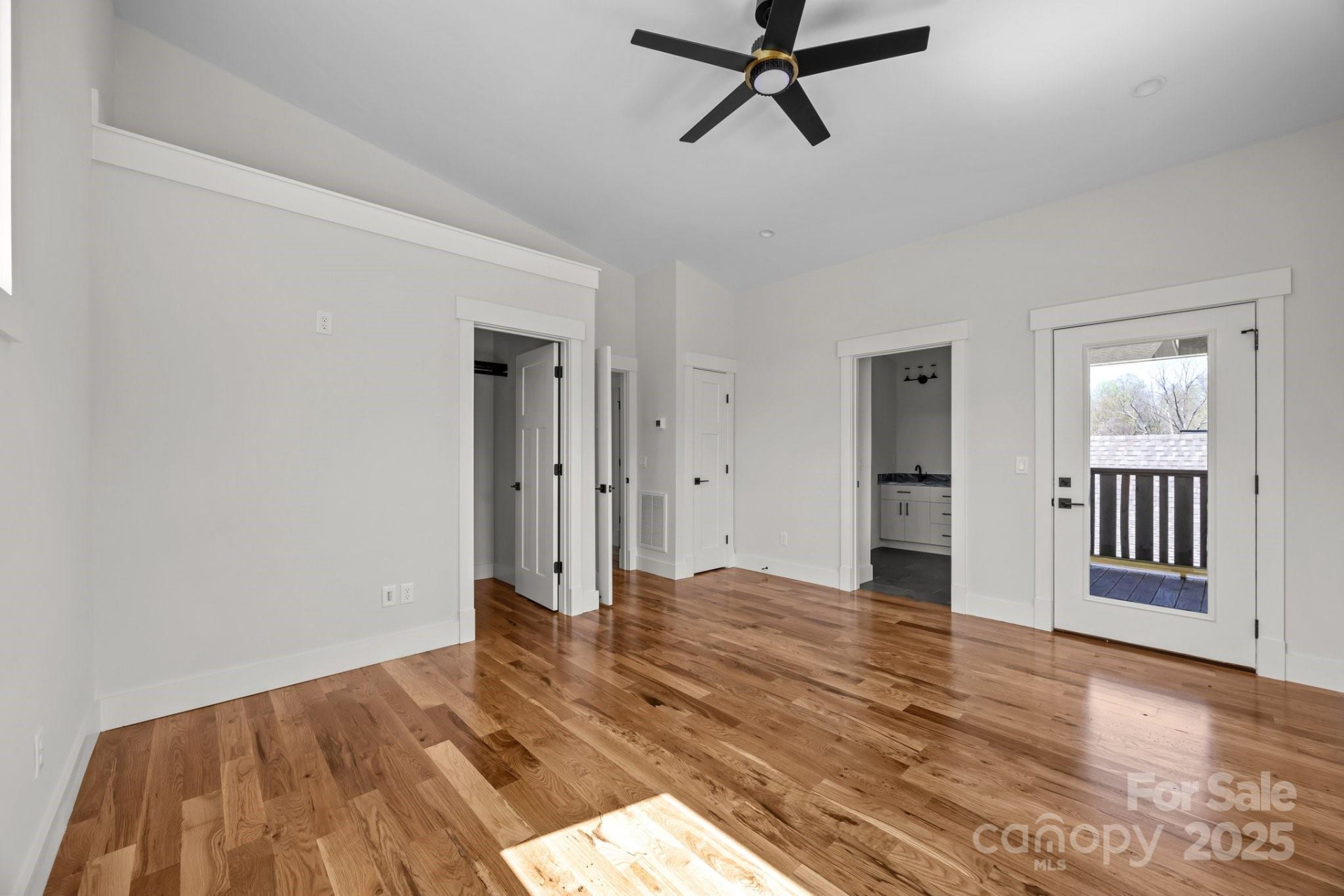91 Glendale Avenue - Photo 13