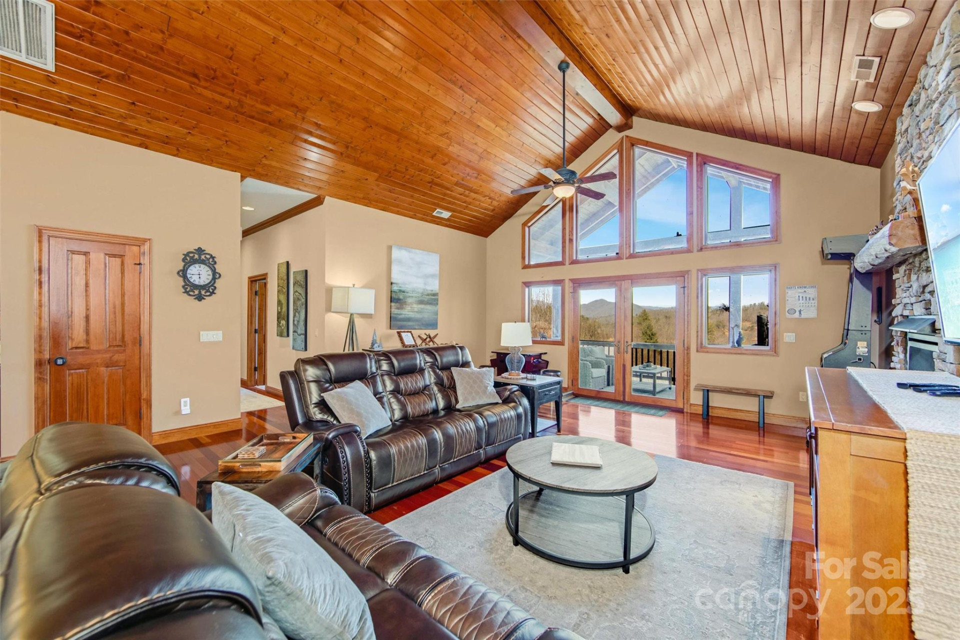 295 Sawgrass Drive ##3 - Photo 4