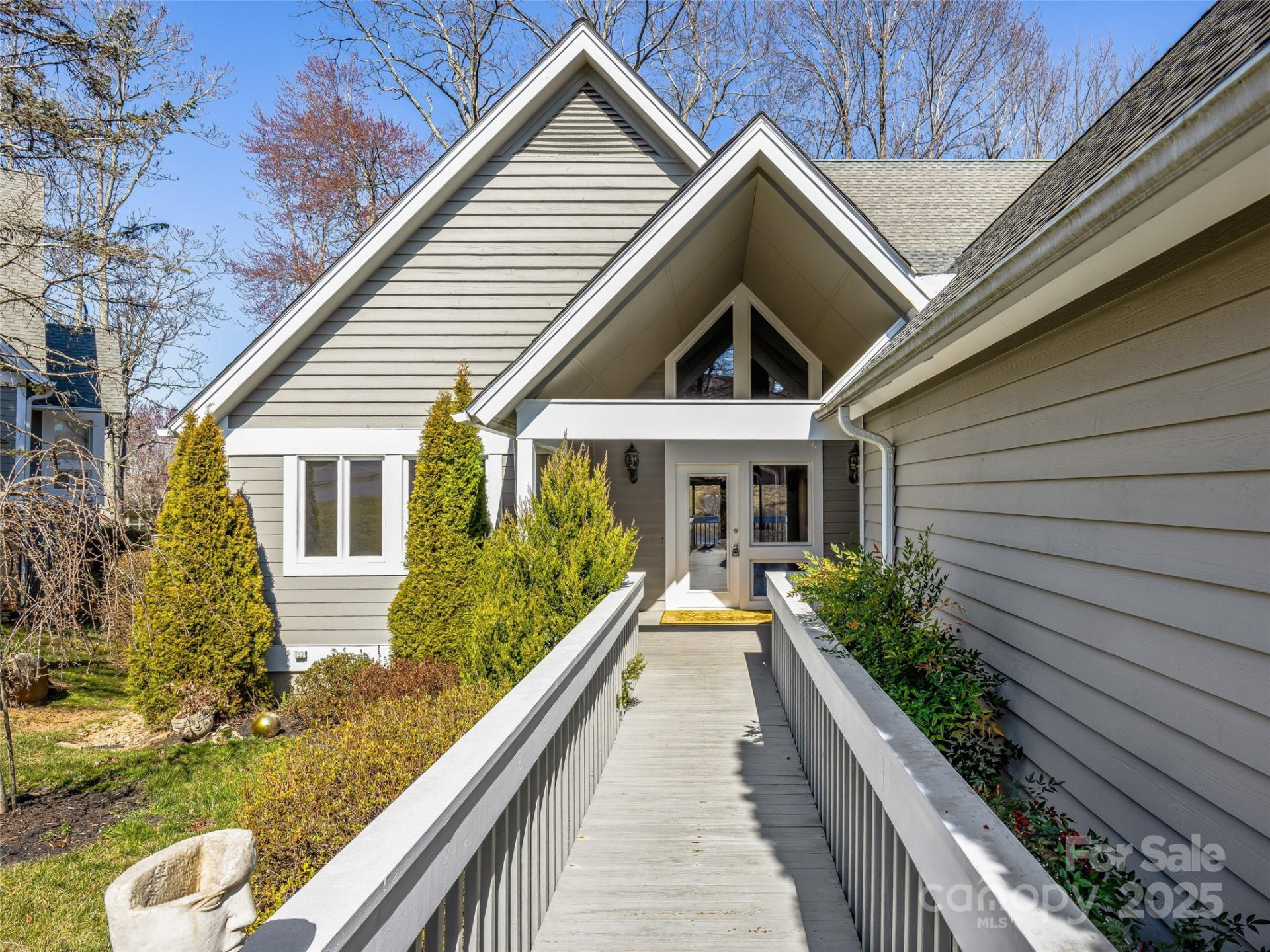 140 Overlook Drive - Photo 3