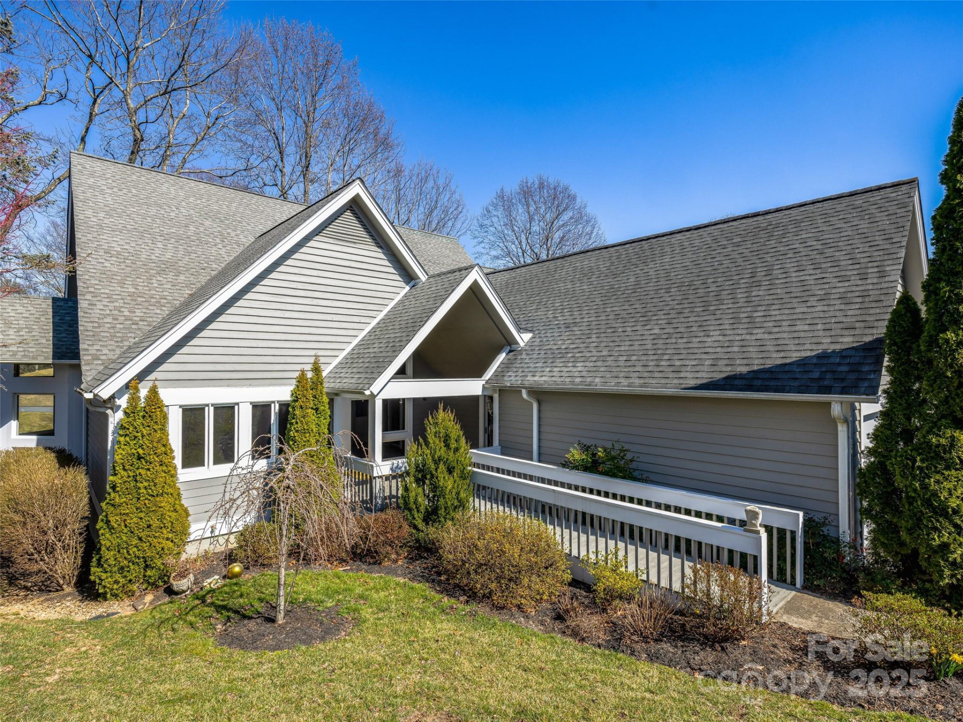 140 Overlook Drive - Photo 4