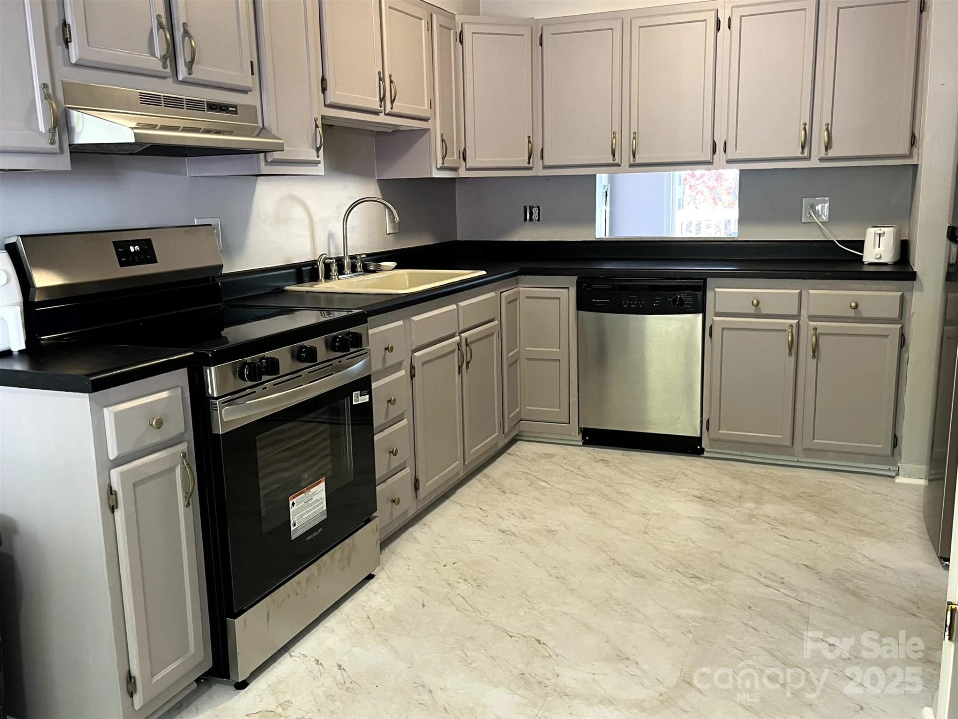 22 Hollybrook Drive - Photo 10
