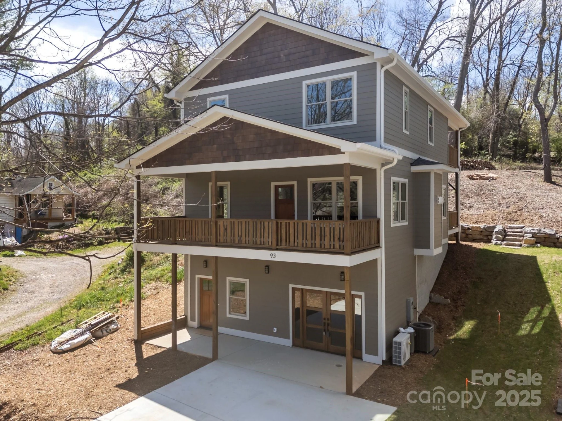 93 Glendale Avenue