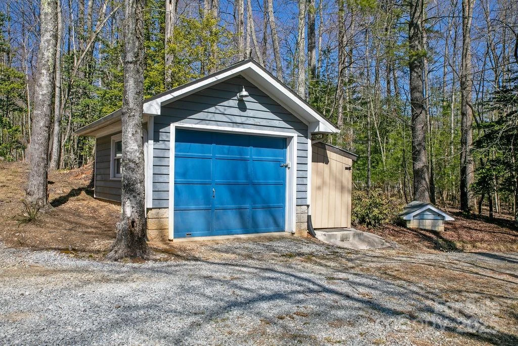 1881 Becky Mountain Road - Photo 36