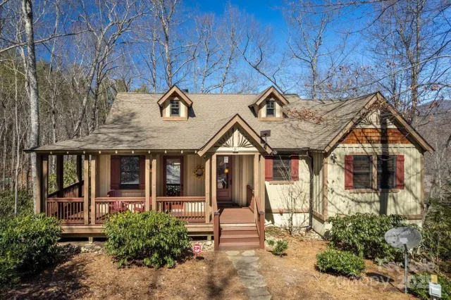 31 Whispering Falls Court