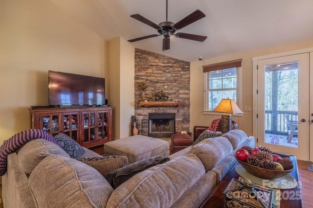 31 Whispering Falls Court #73 - Photo 15