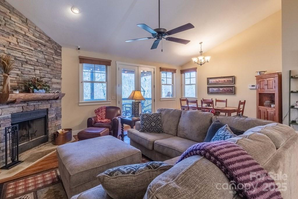 31 Whispering Falls Court #73 - Photo 10