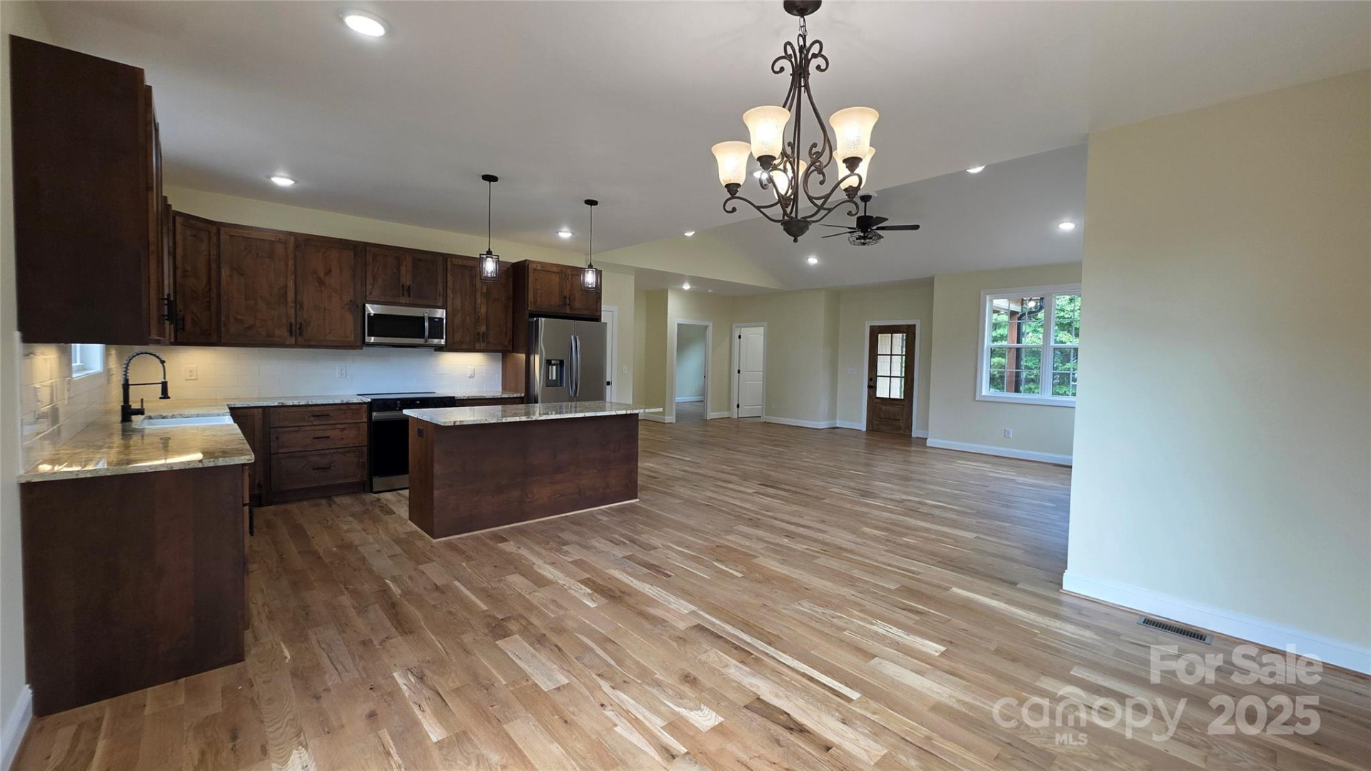 1060 Hawksbill Drive - Photo 6