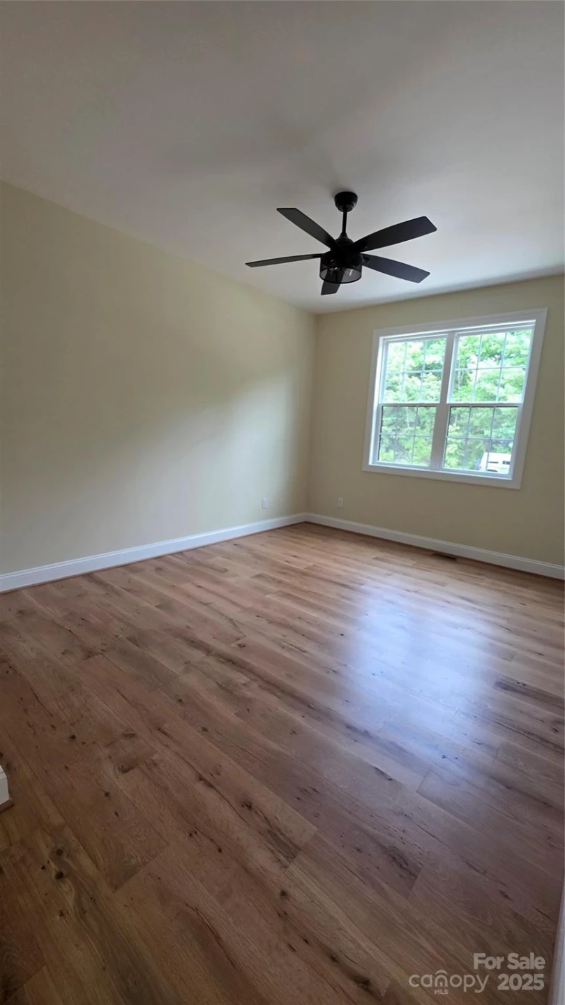 1060 Hawksbill Drive - Photo 9
