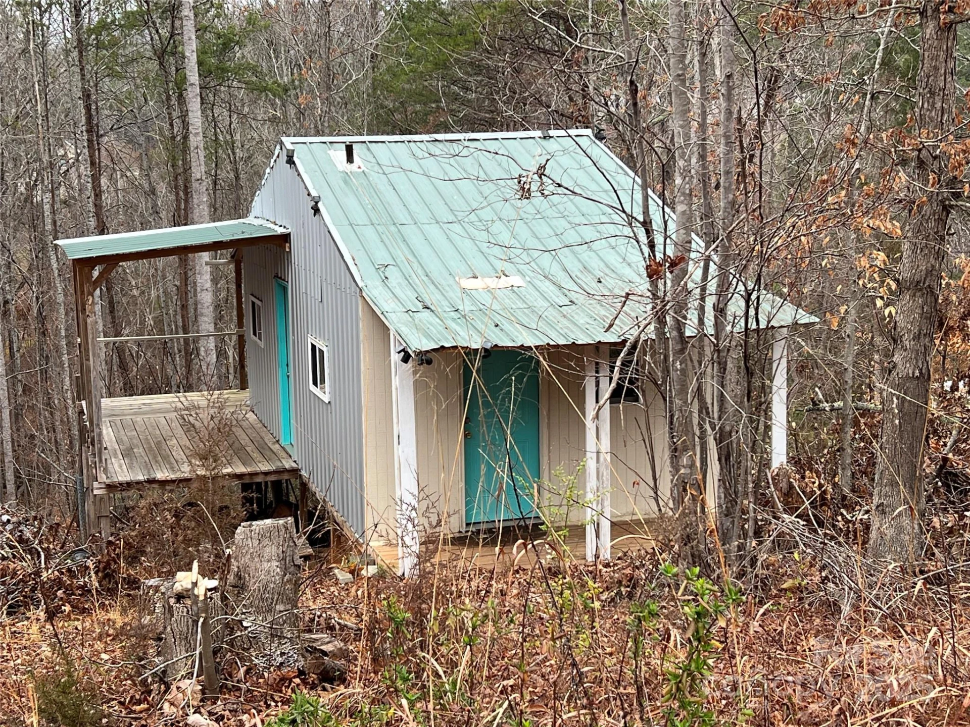 1217 Freeman Road - Photo 2
