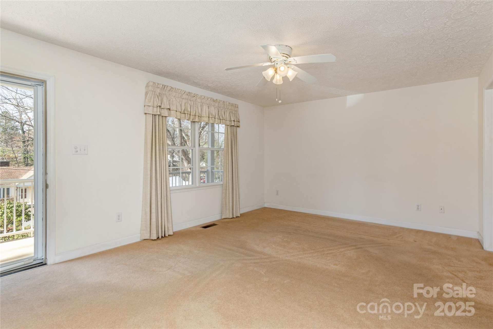 56 Shady Oak Drive - Photo 3