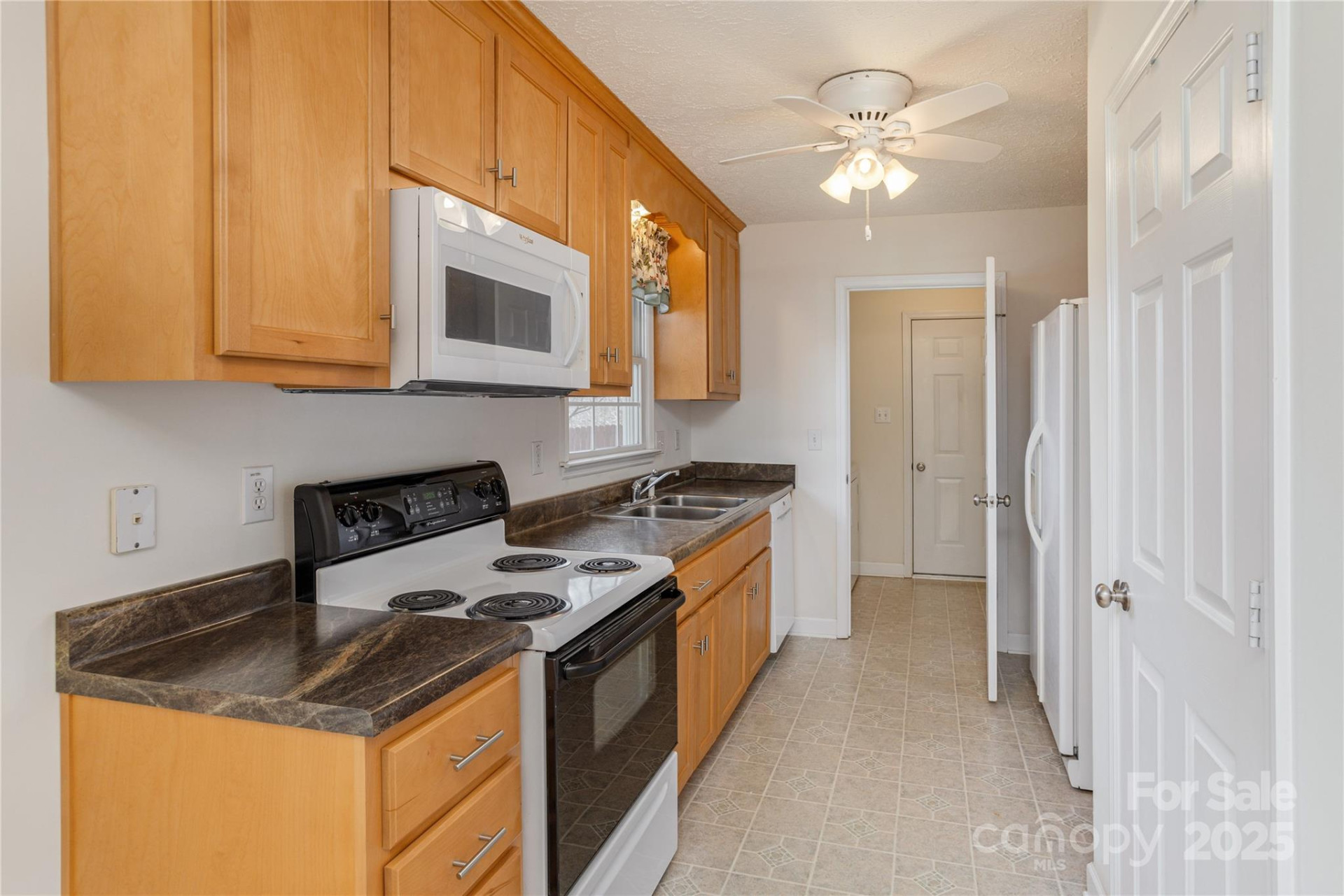 56 Shady Oak Drive - Photo 6