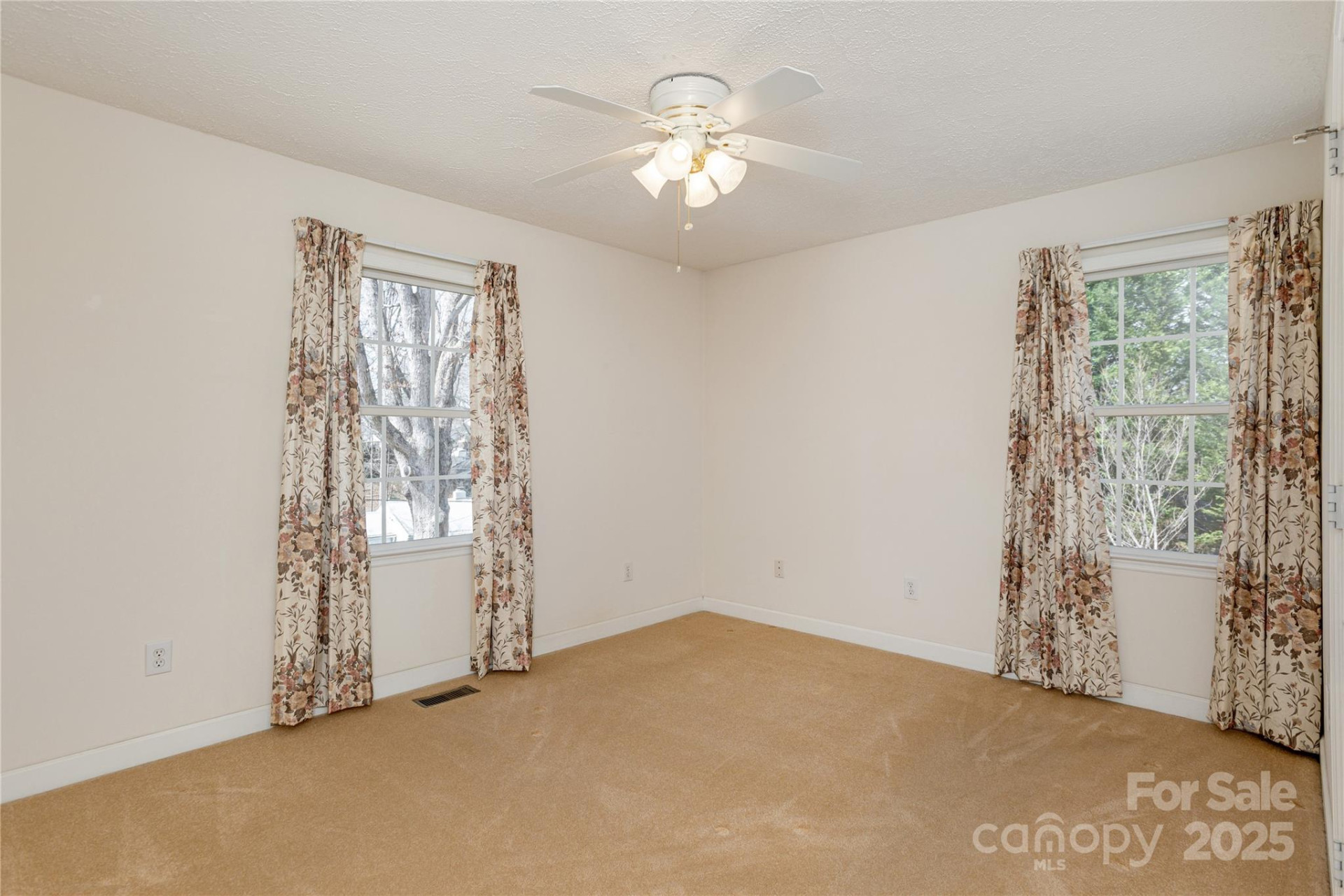 56 Shady Oak Drive - Photo 9