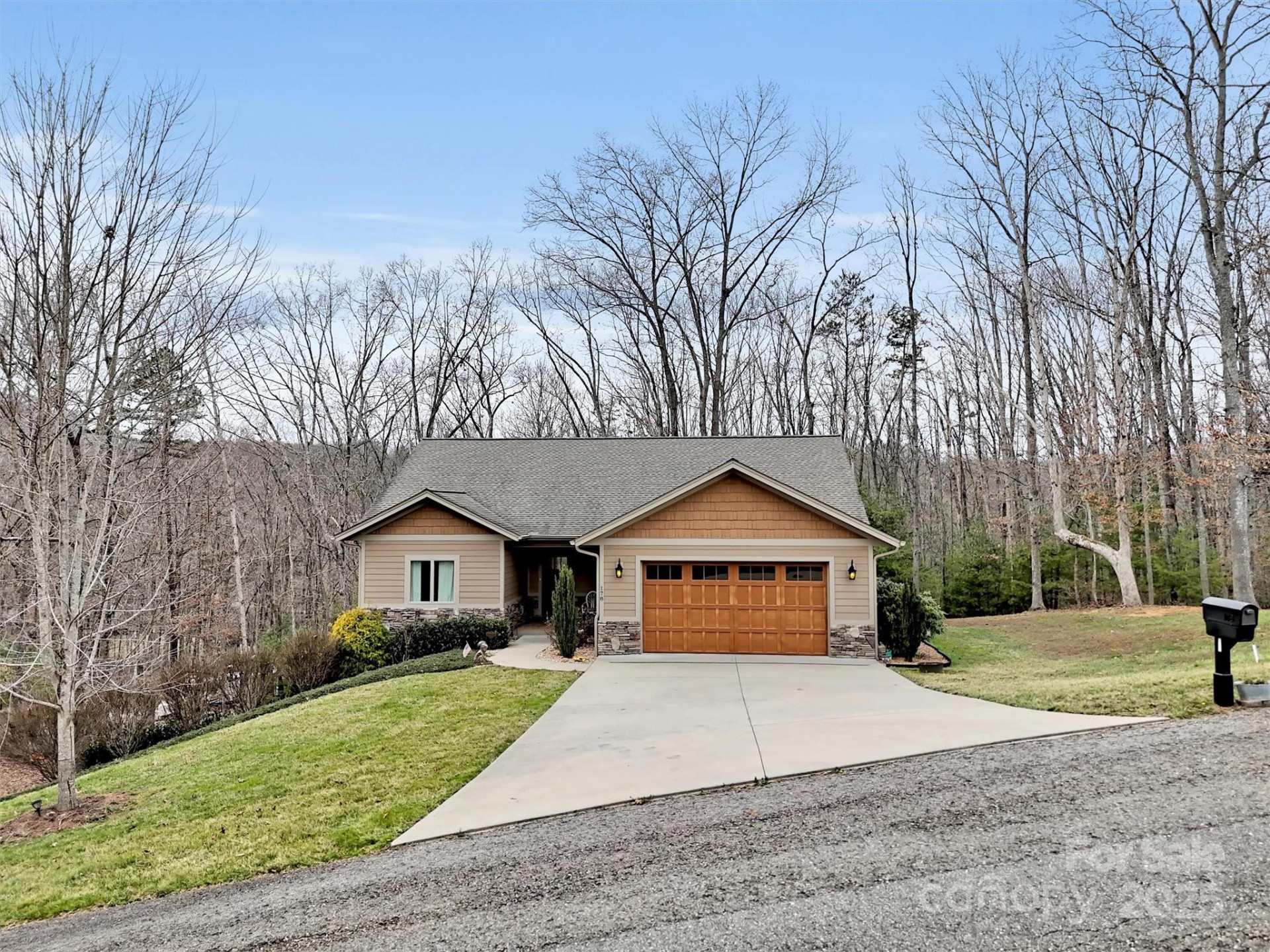 178 Sapphire Place - Photo 3