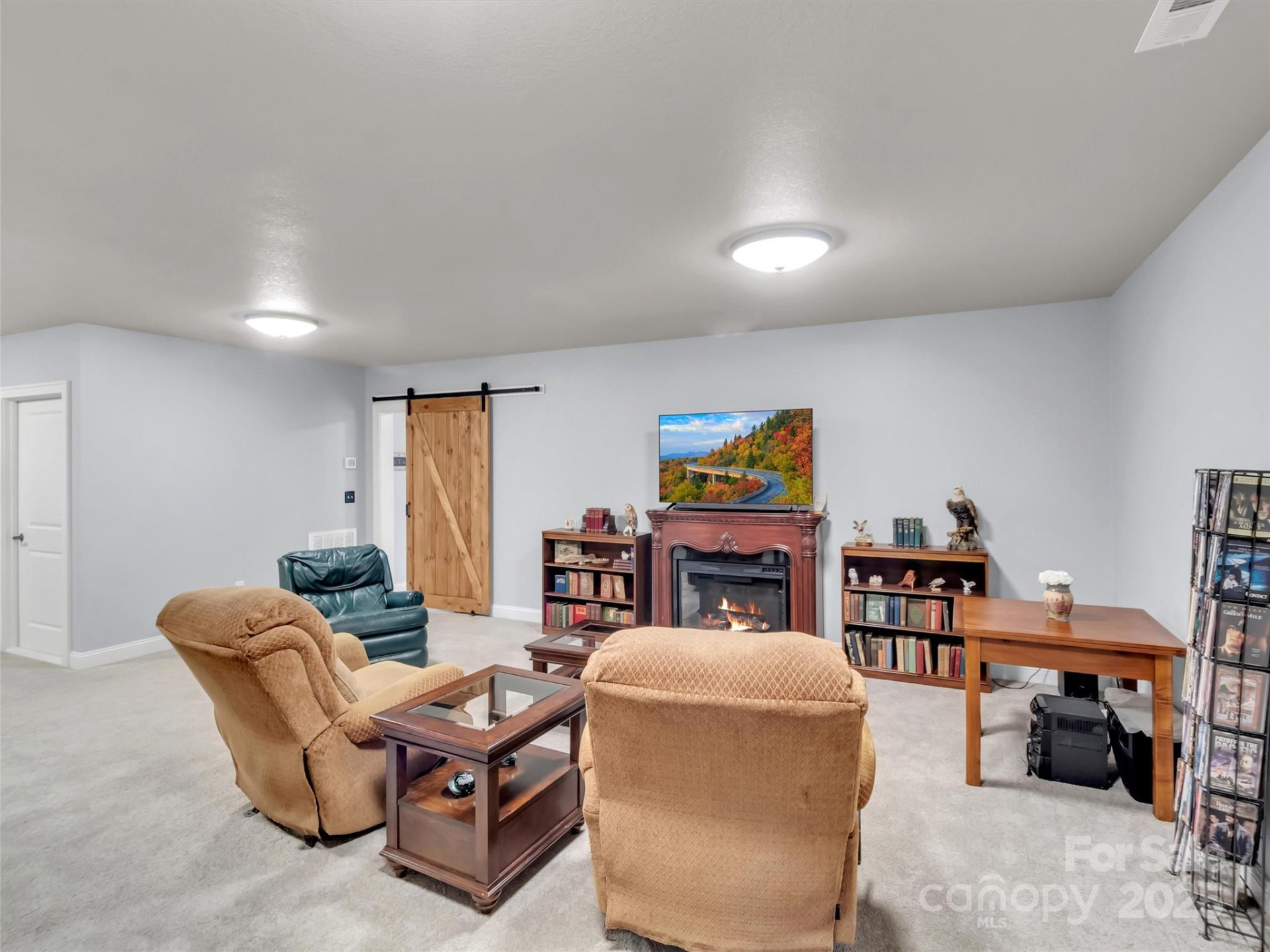 178 Sapphire Place - Photo 33