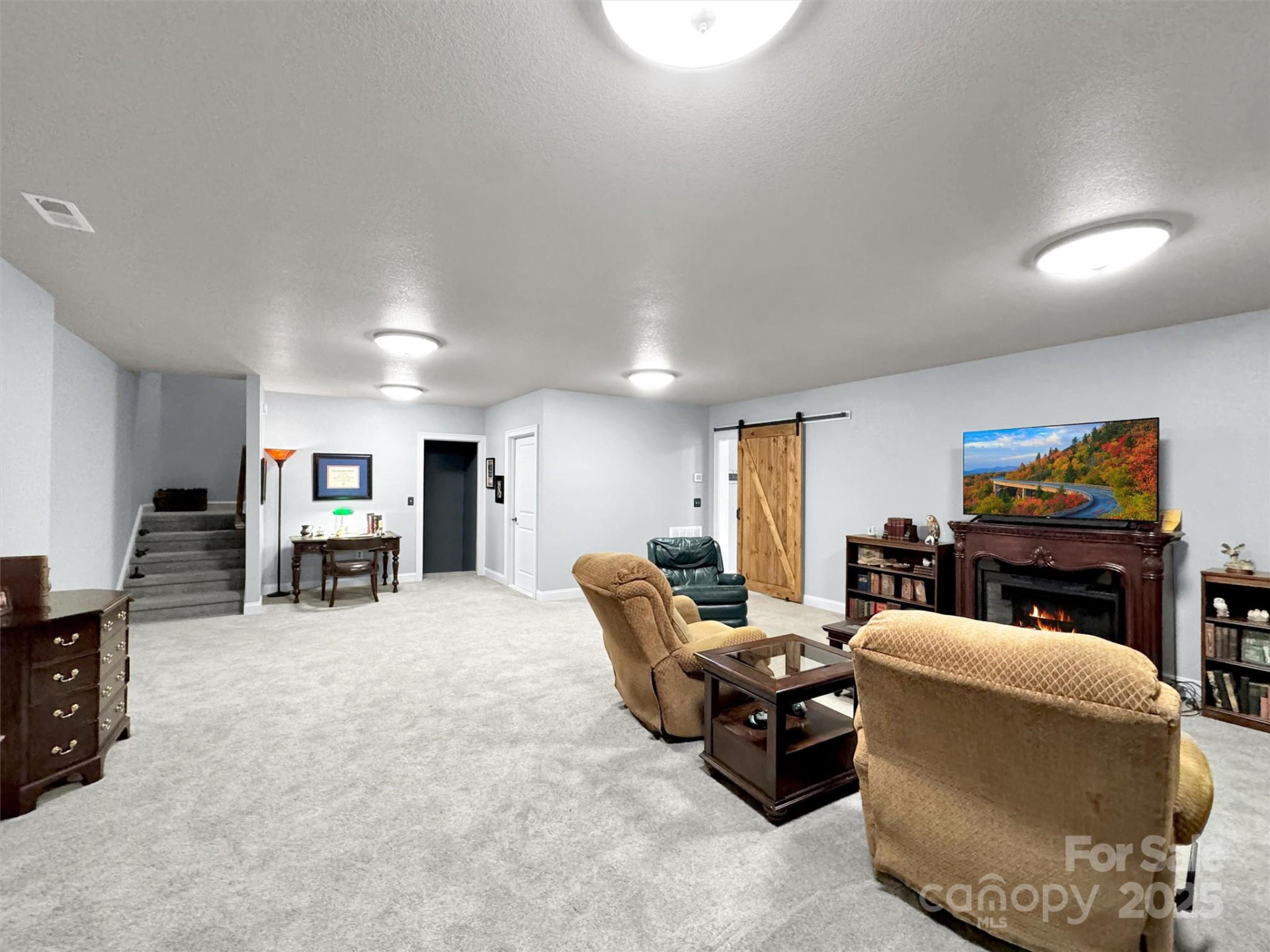 178 Sapphire Place - Photo 35