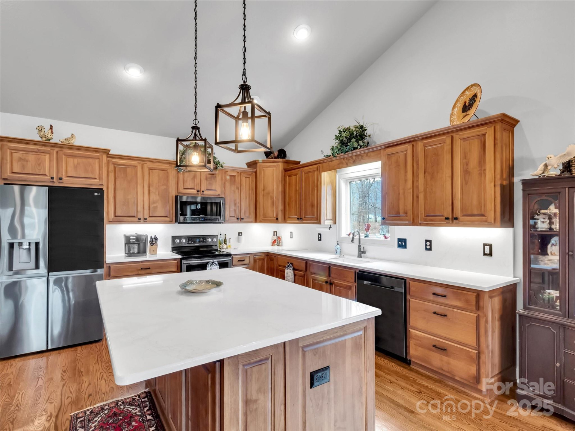 178 Sapphire Place - Photo 9