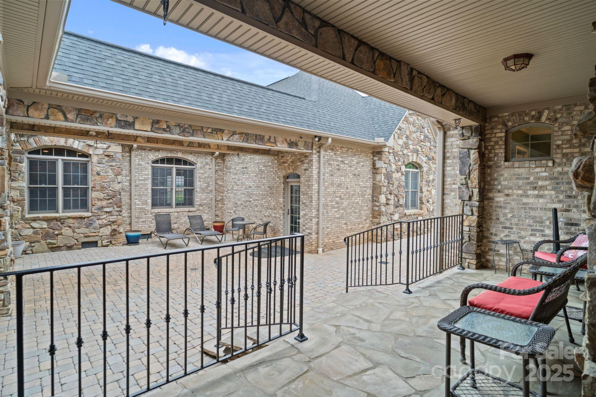 265 Phillip Henderson Road - Photo 21