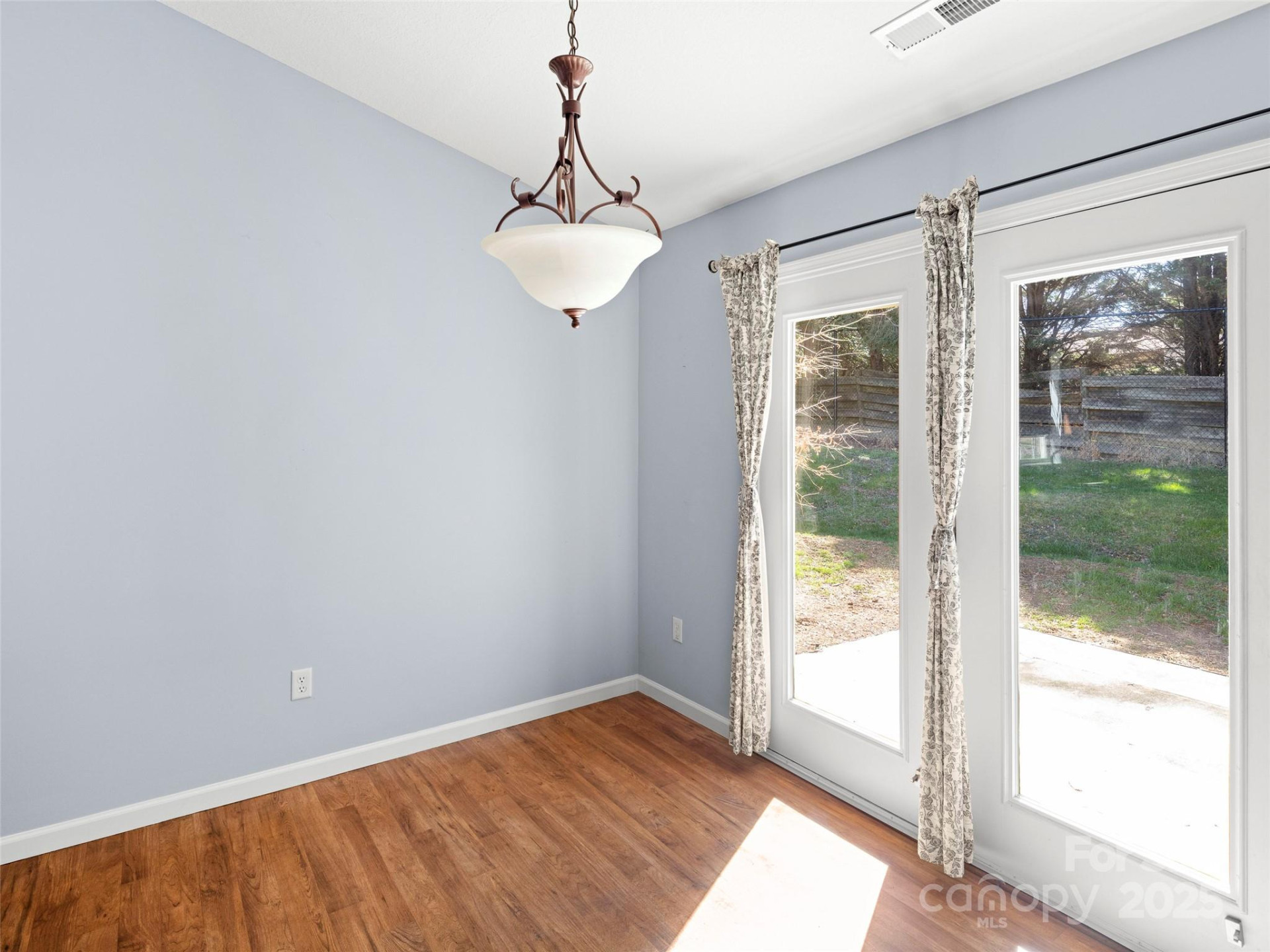324 Wiltshire Circle - Photo 14