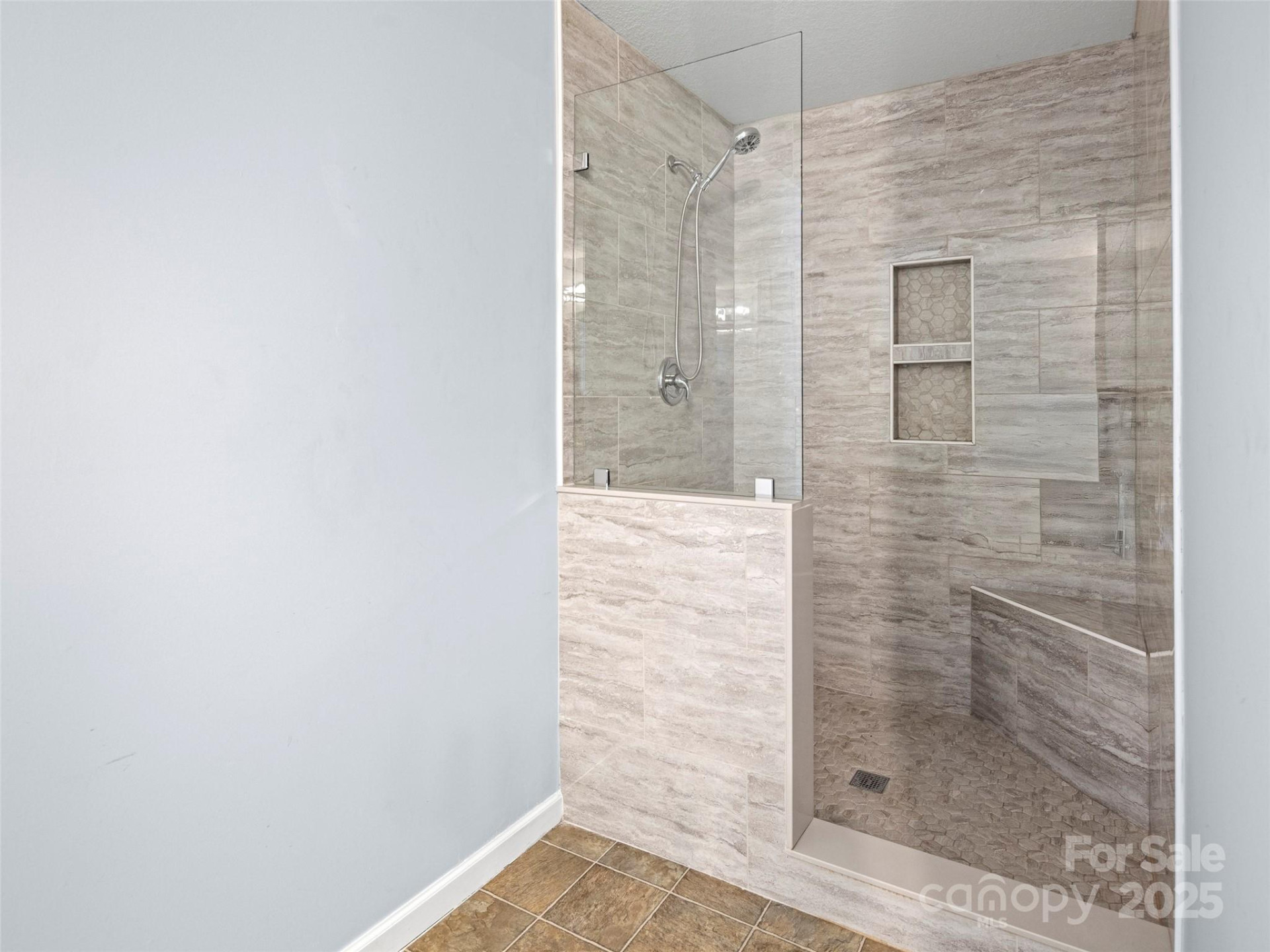 324 Wiltshire Circle - Photo 21