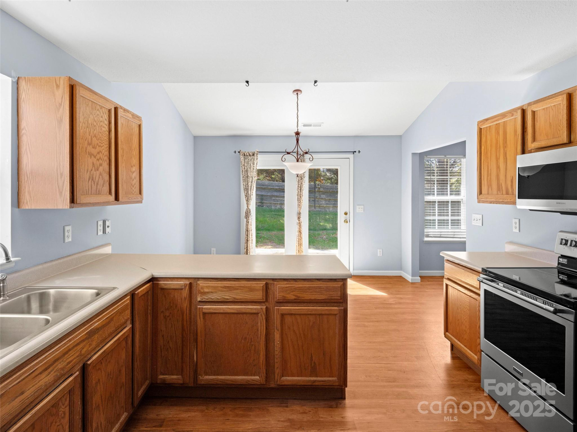 324 Wiltshire Circle - Photo 10