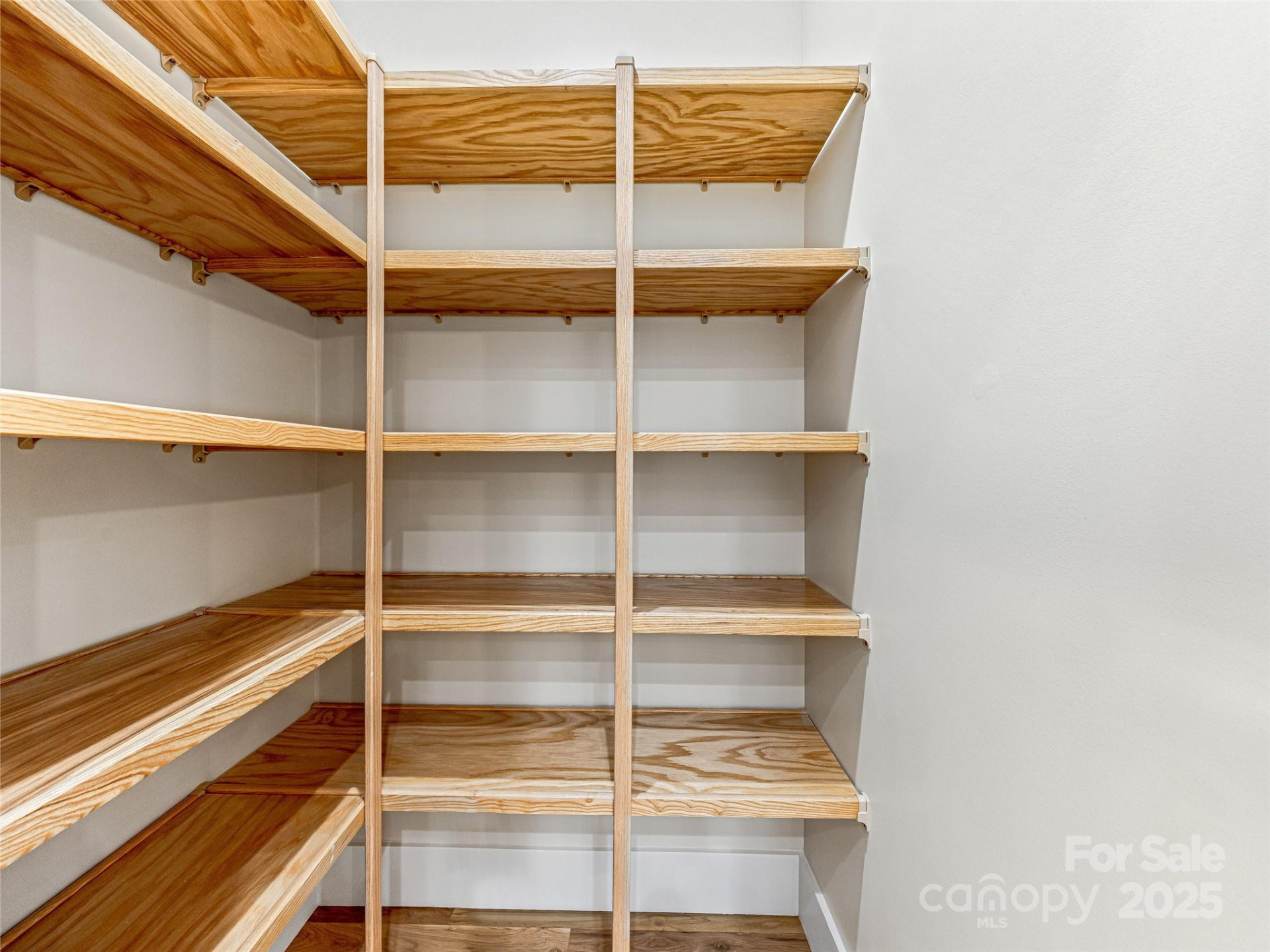 435 Barrington Drive - Photo 20