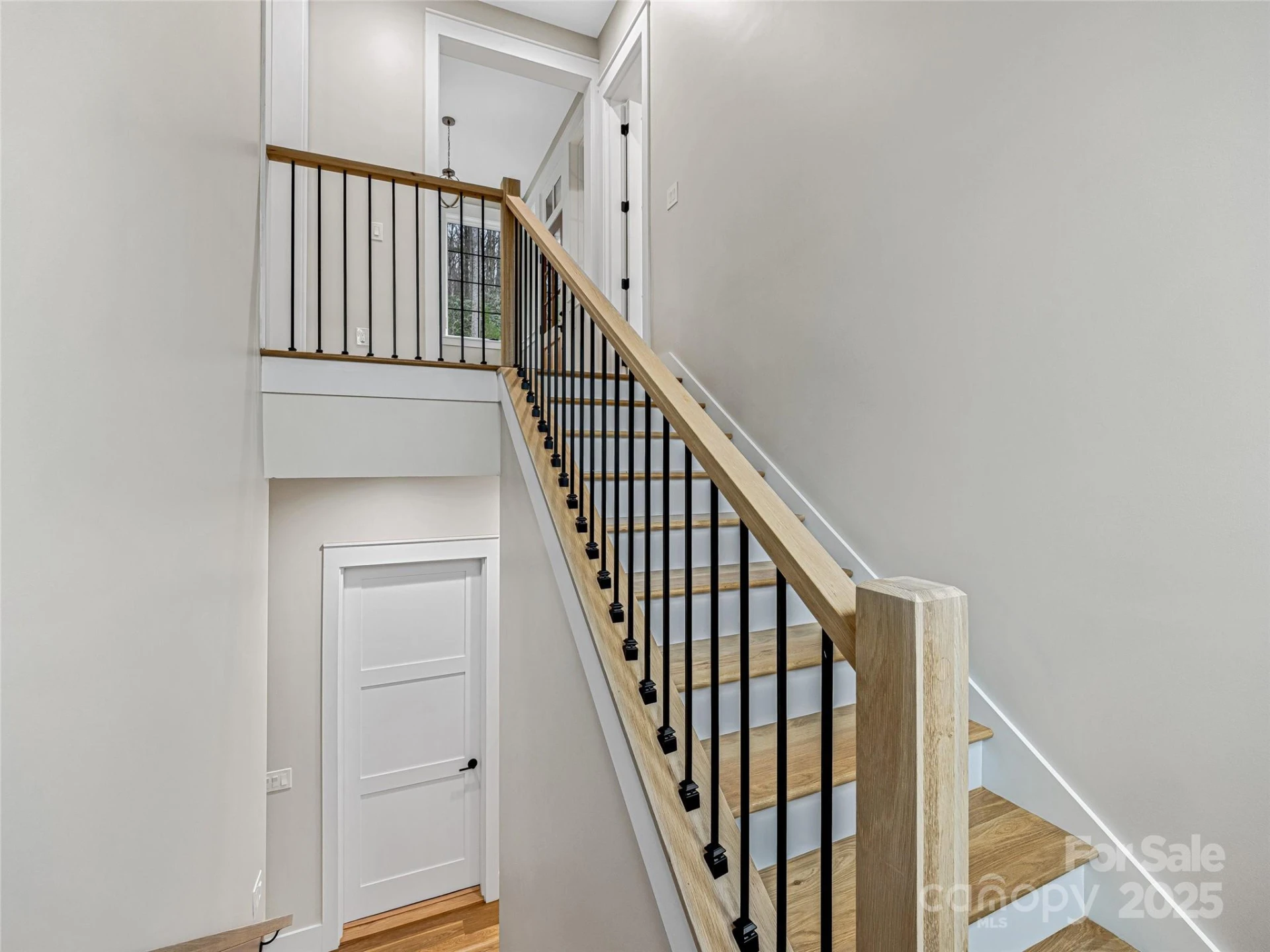 435 Barrington Drive - Photo 29