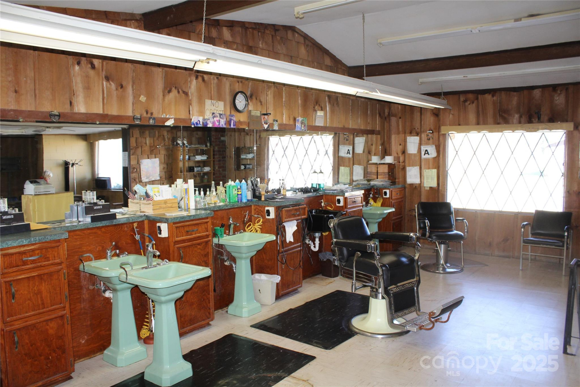 725 Union Street - Photo 3