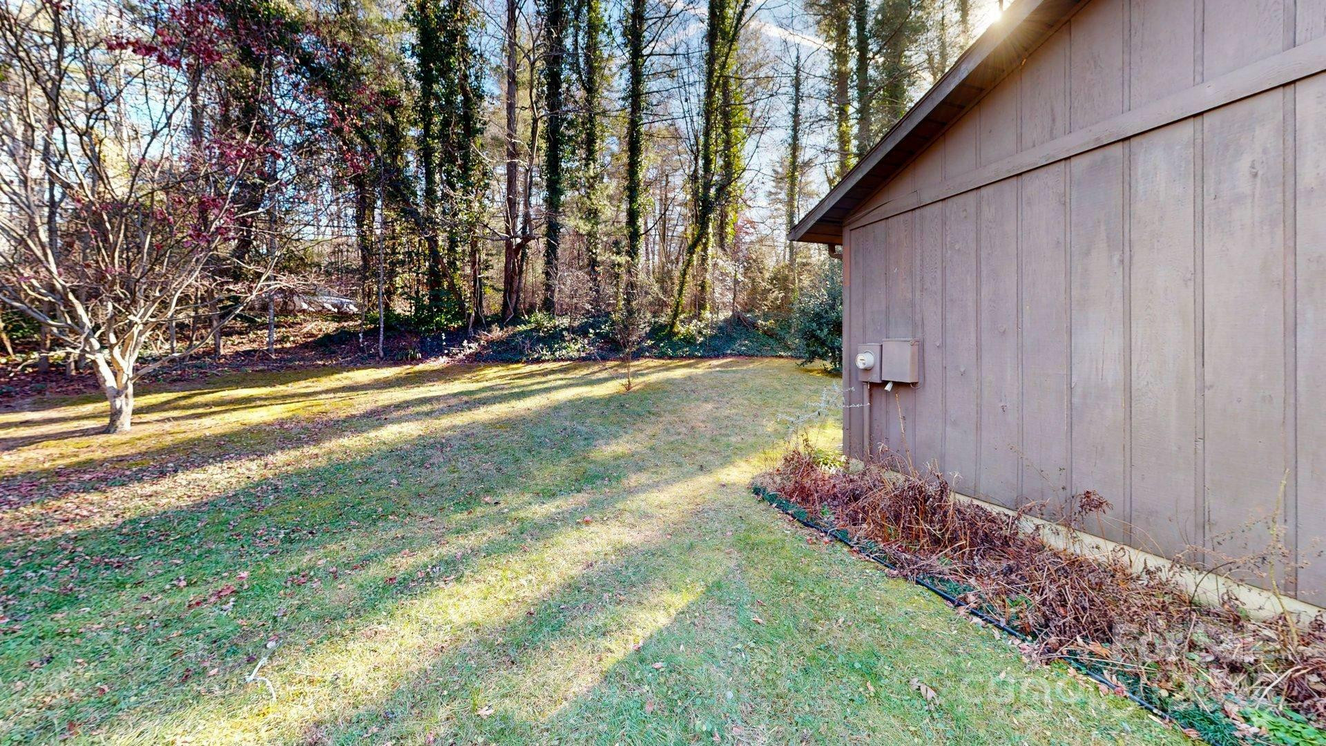 50 Maxine Lane #104 - Photo 32