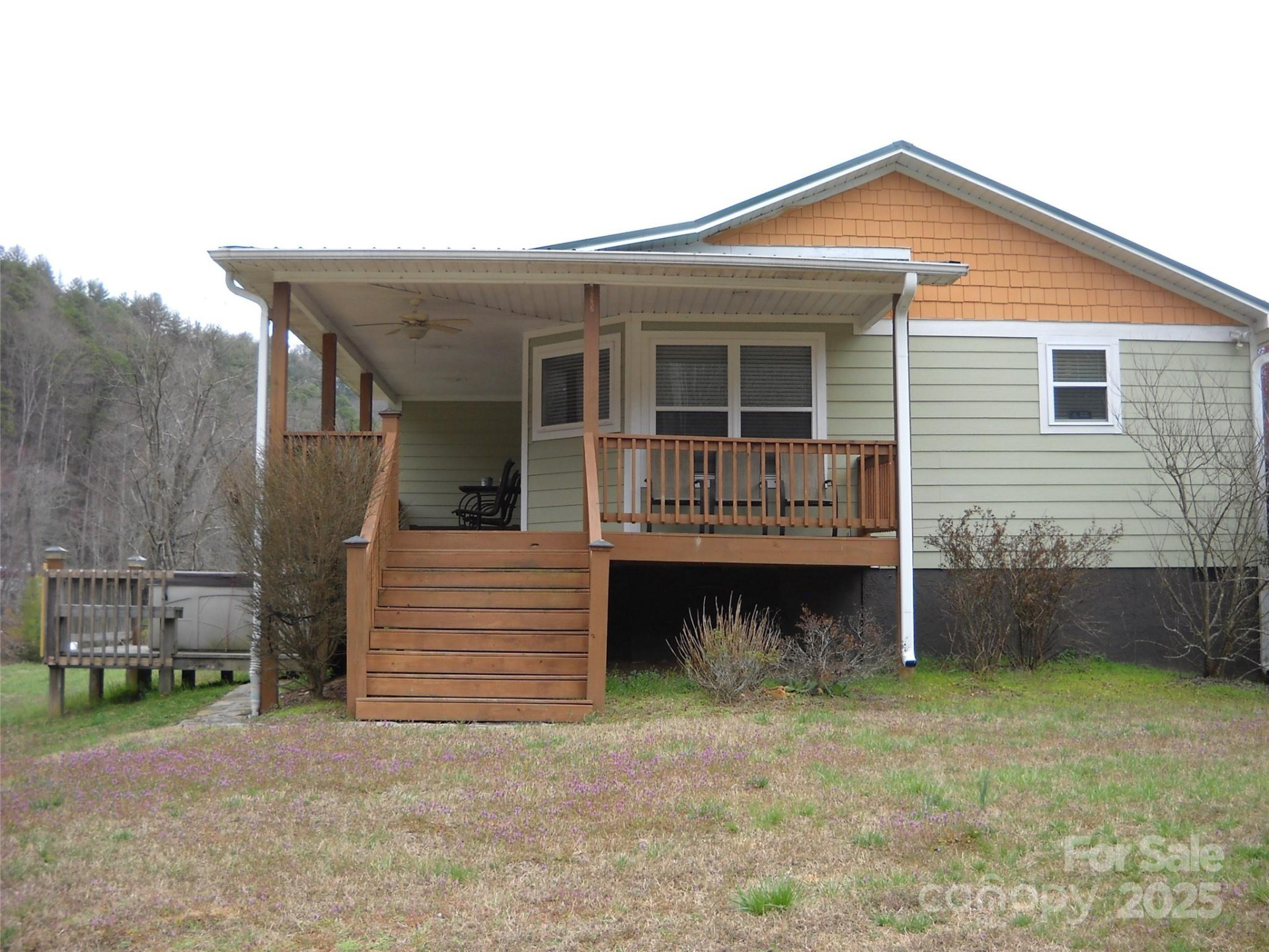 992 Hornet Drive - Photo 4