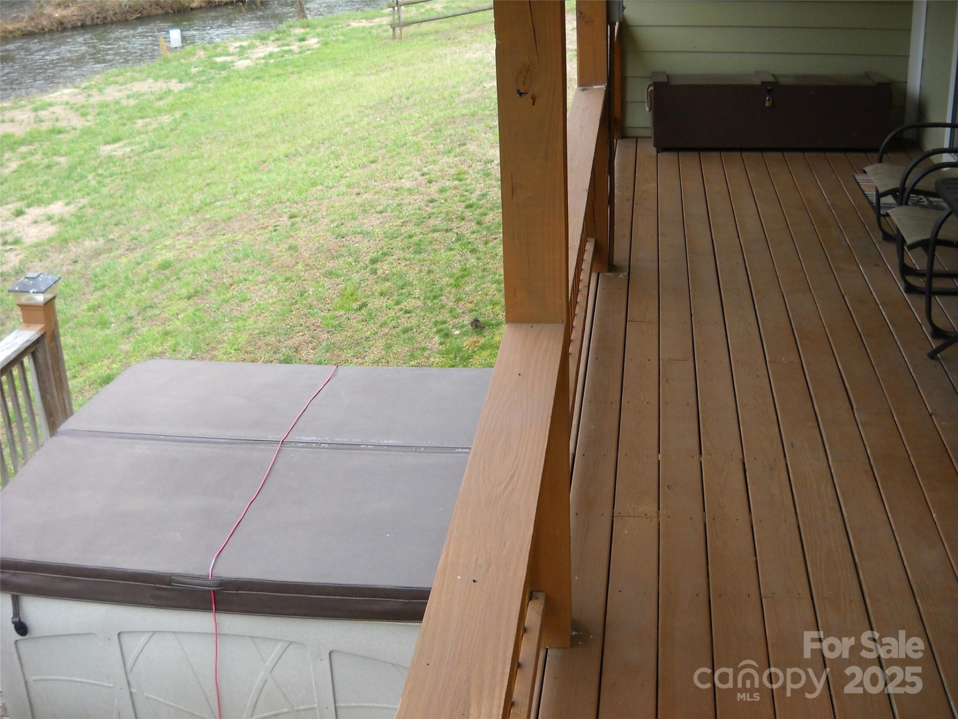 992 Hornet Drive - Photo 8