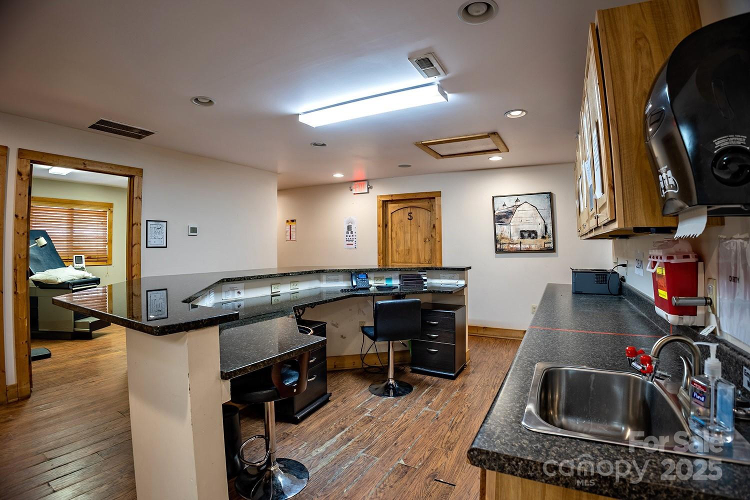 120 Veterans Boulevard - Photo 17