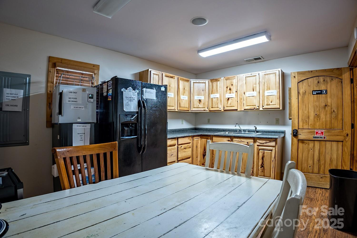 120 Veterans Boulevard - Photo 21