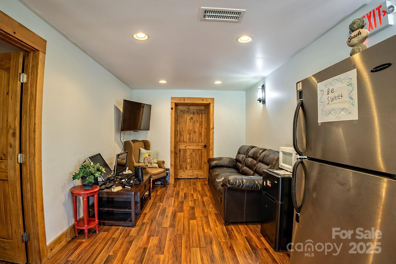 120 Veterans Boulevard - Photo 23