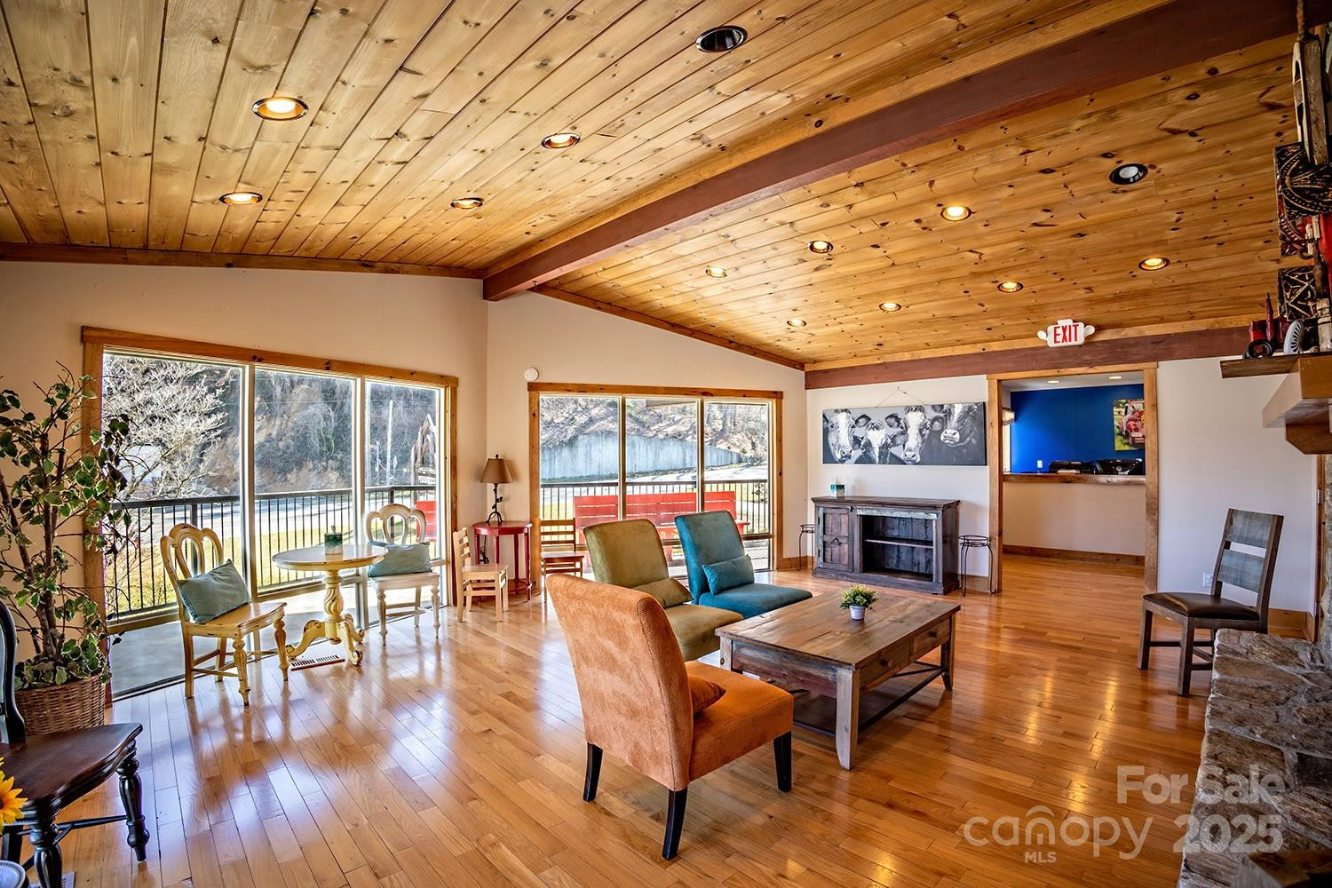 120 Veterans Boulevard - Photo 25