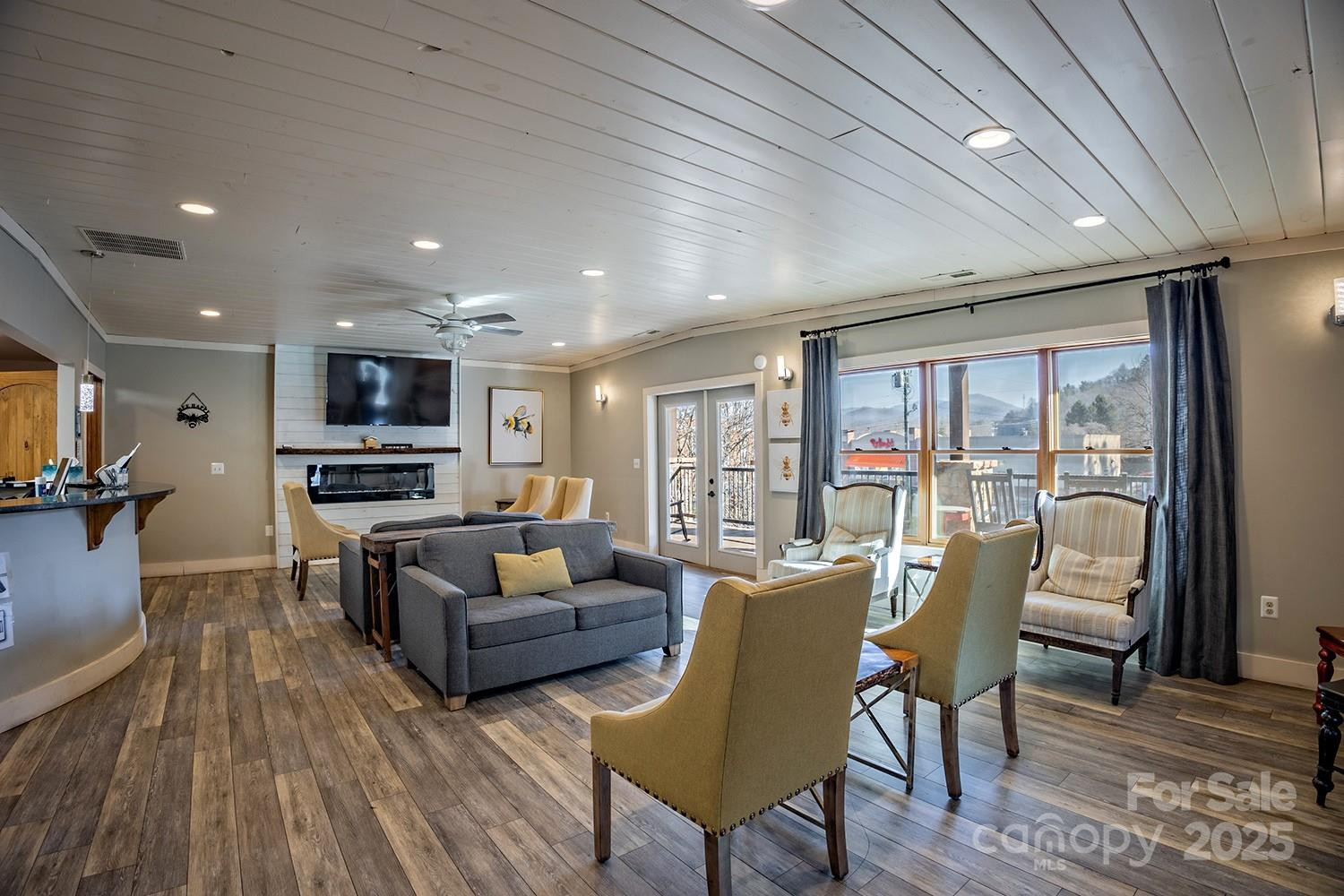 120 Veterans Boulevard - Photo 4