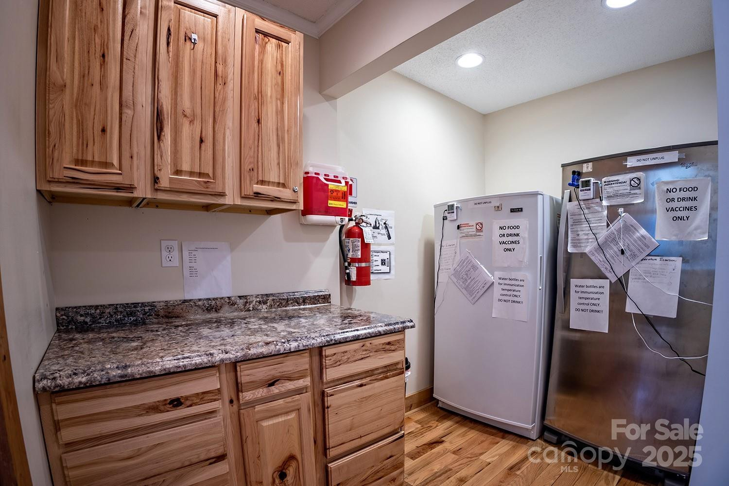 120 Veterans Boulevard - Photo 32