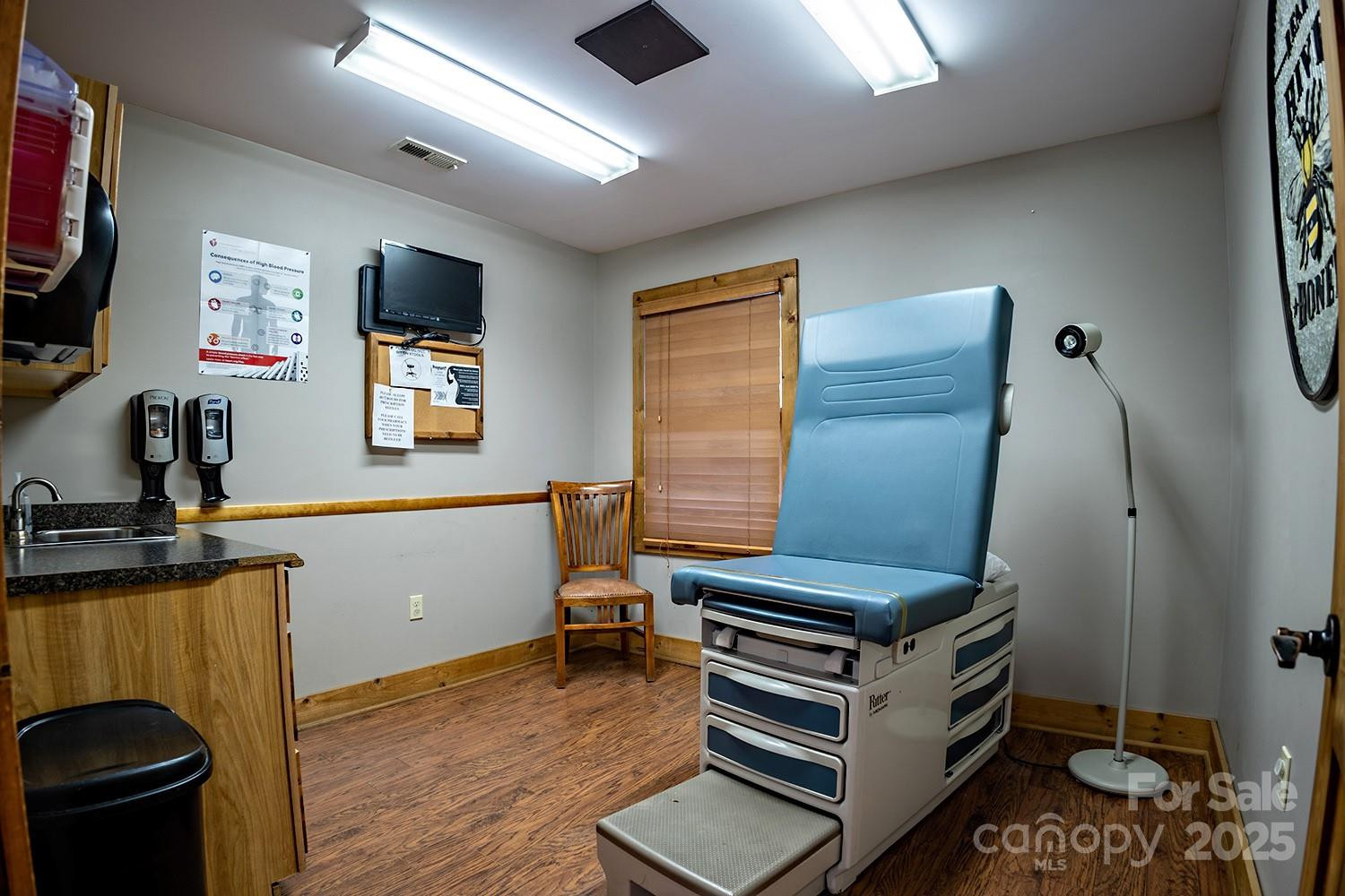120 Veterans Boulevard - Photo 8